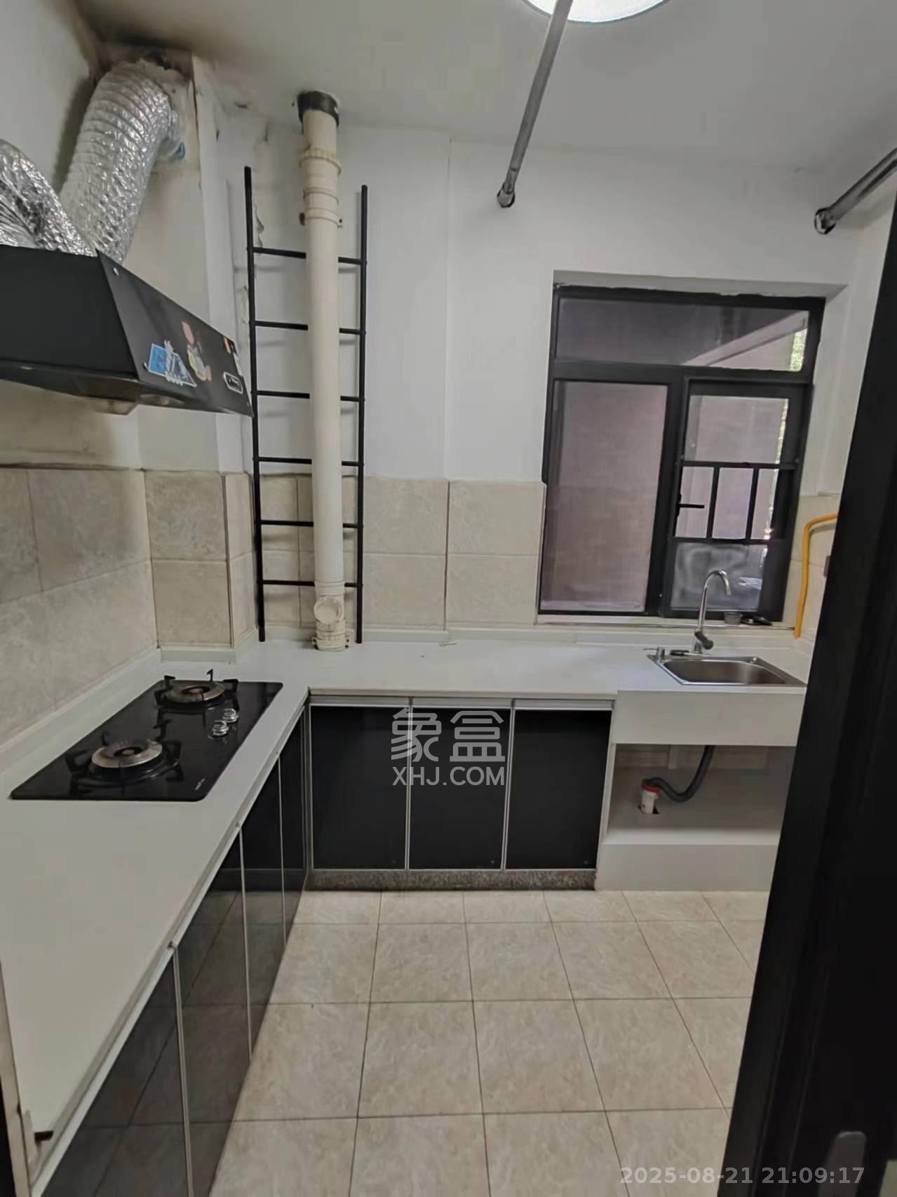 湘域城邦(湘域国际中心) 2室2厅1卫 3200.0元/月 湘域城邦(湘域国际中心) 2室2厅1卫 3200.0元/月室内图