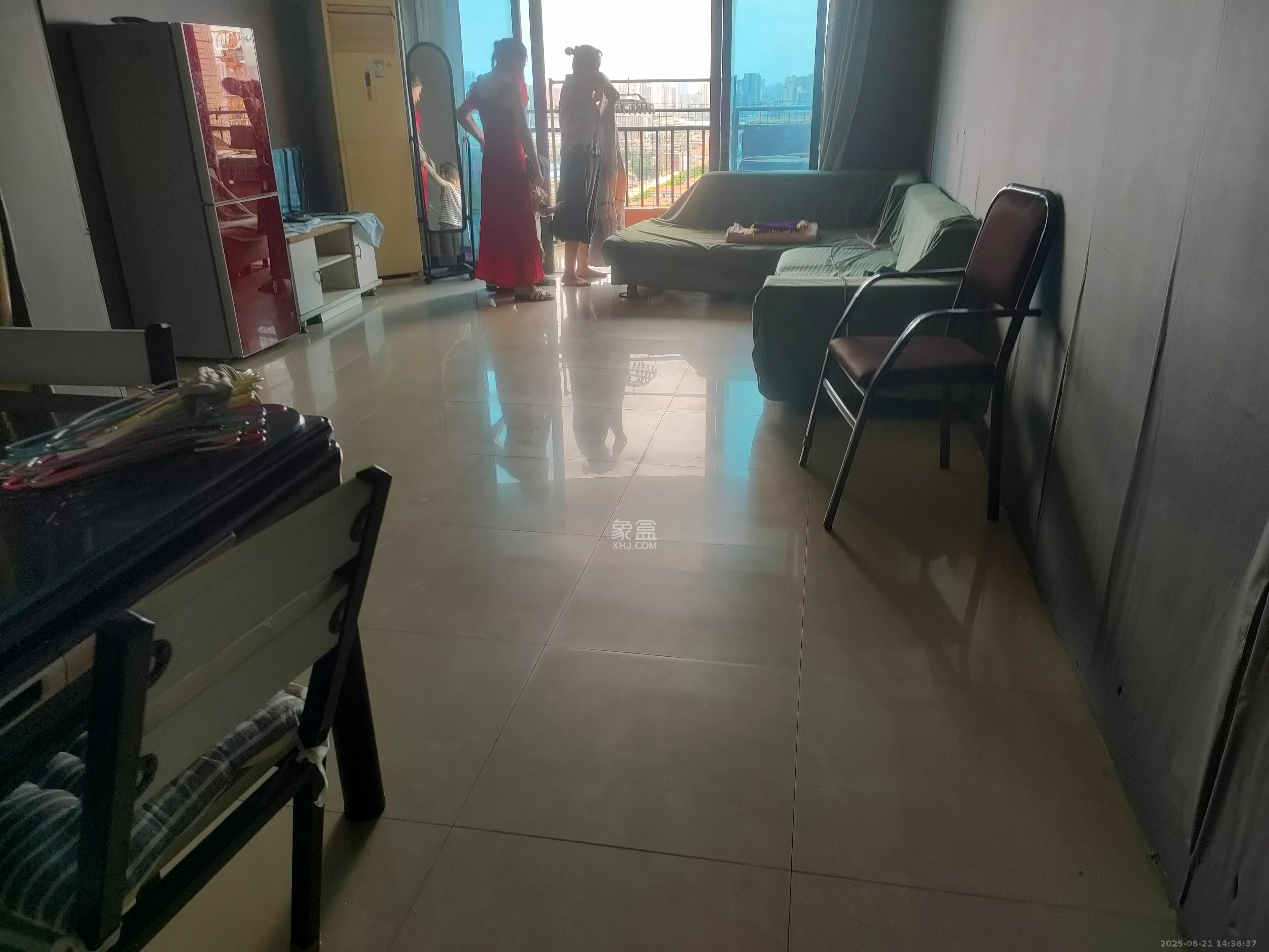 融圣国际 2室1厅1卫 2100.0元/月 融圣国际 2室1厅1卫 2100.0元/月室内图