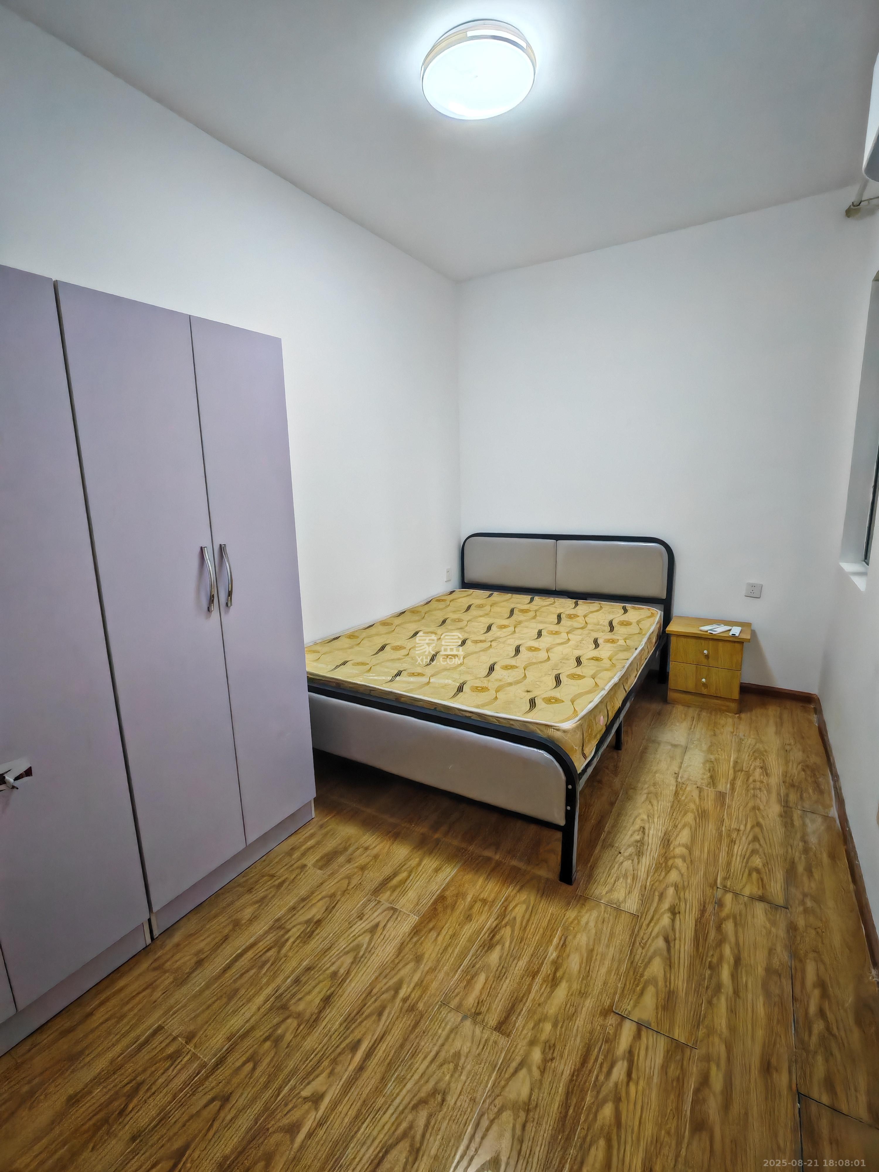 天鸿天府(天鸿中央大院) 3室2厅2卫 2600.0元/月 天鸿天府(天鸿中央大院) 3室2厅2卫 2600.0元/月室内图