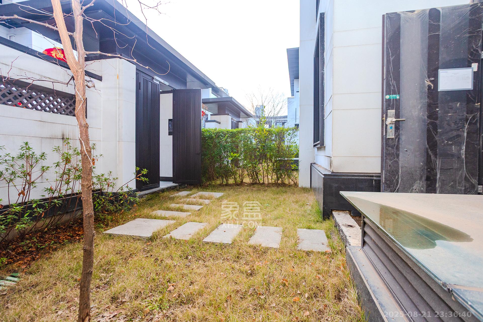 长房润和湘江玥 6室2厅2卫 600.0万 长房润和湘江玥 6室2厅2卫 600.0万其他