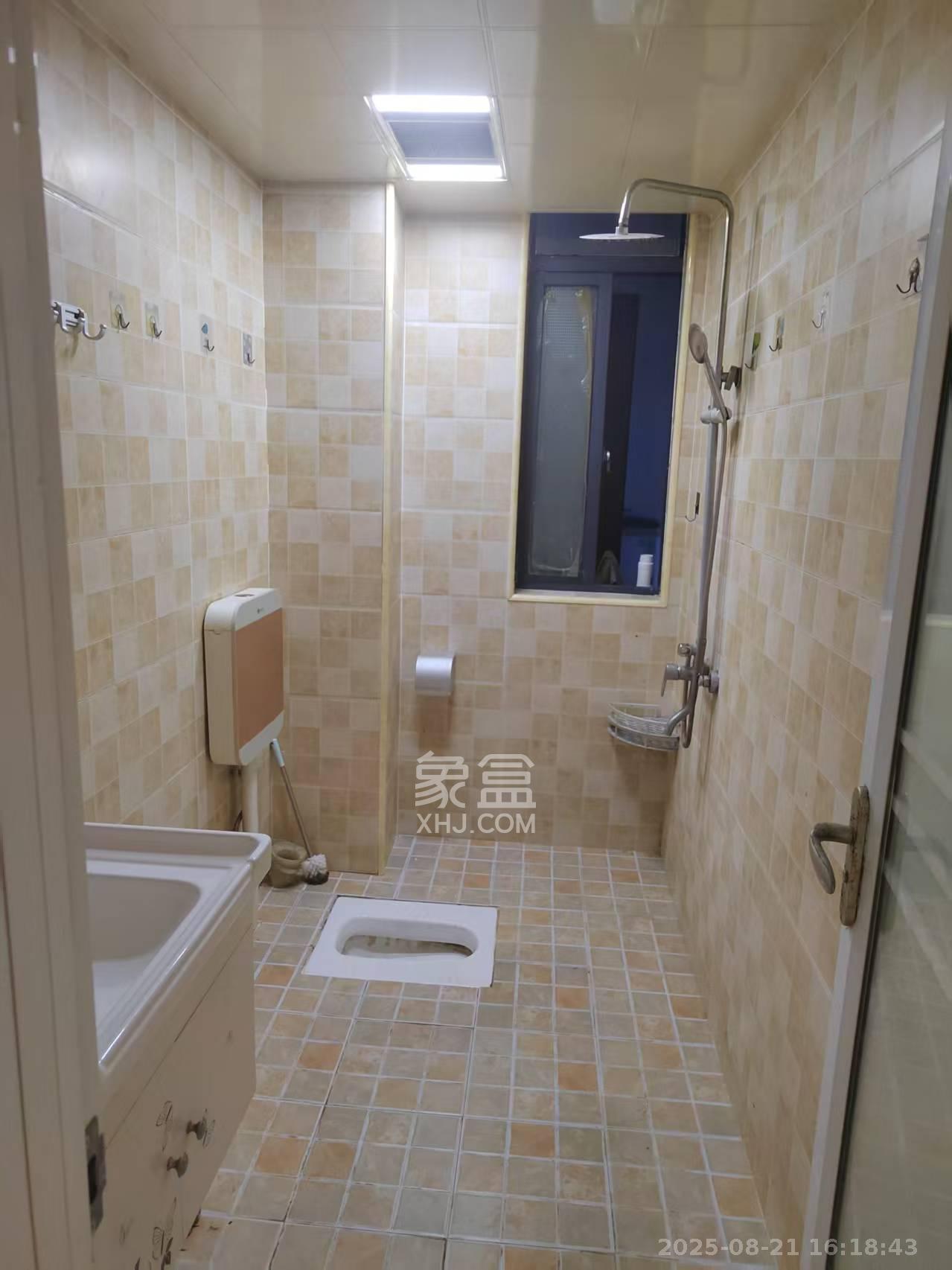 天麓尚层 3室2厅1卫 2200.0元/月 天麓尚层 3室2厅1卫 2200.0元/月室内图