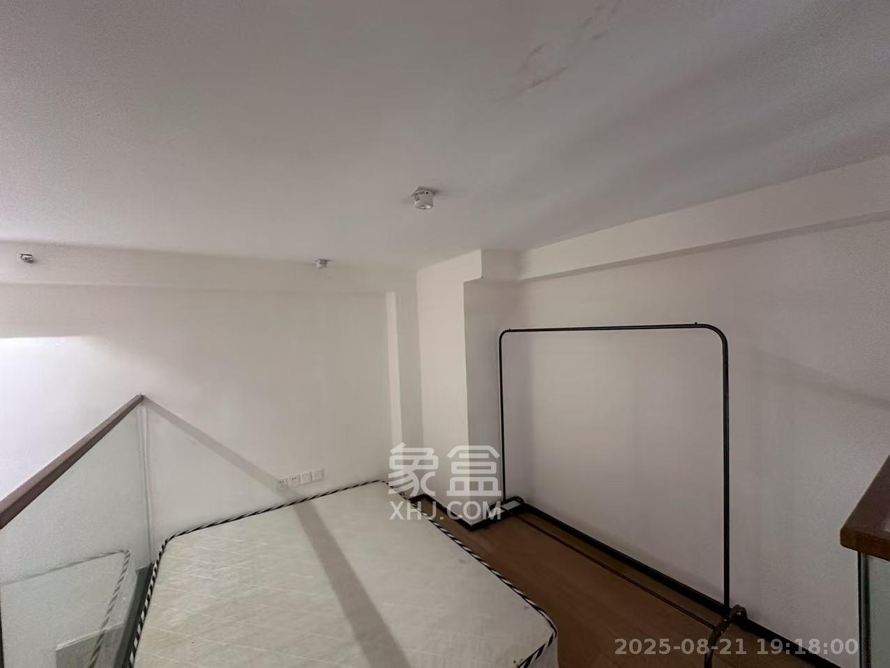 恒大翡翠华庭  1室1厅1卫   1600.00元/月室内图