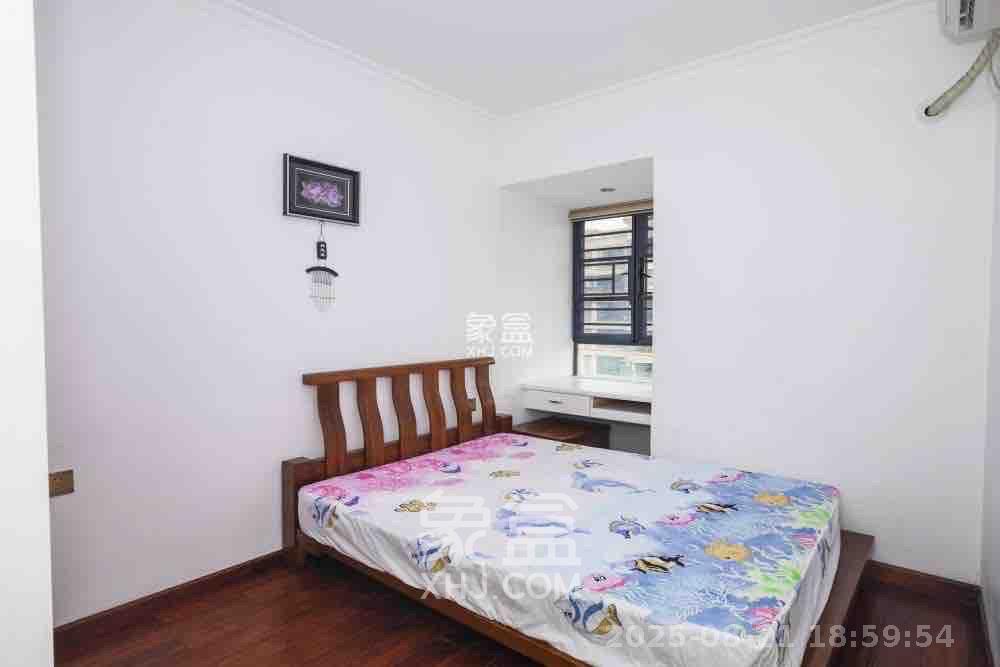 保利麓谷林语C区  4室2厅2卫    3400.0元/月 保利麓谷林语C区  4室2厅2卫    3400.0元/月室内图