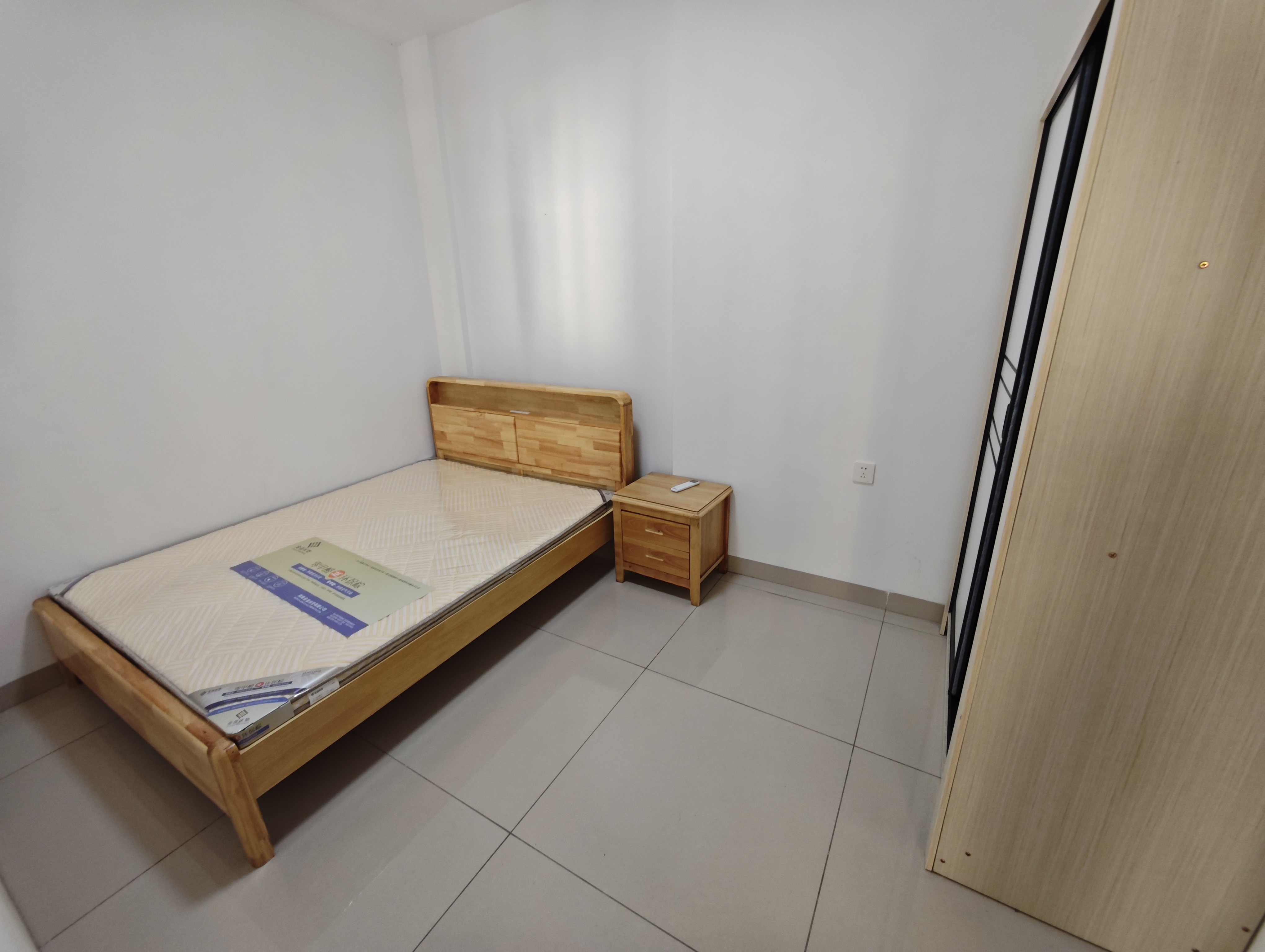美舍嘉苑二期  2室1厅1卫    2400.0元/月室内图