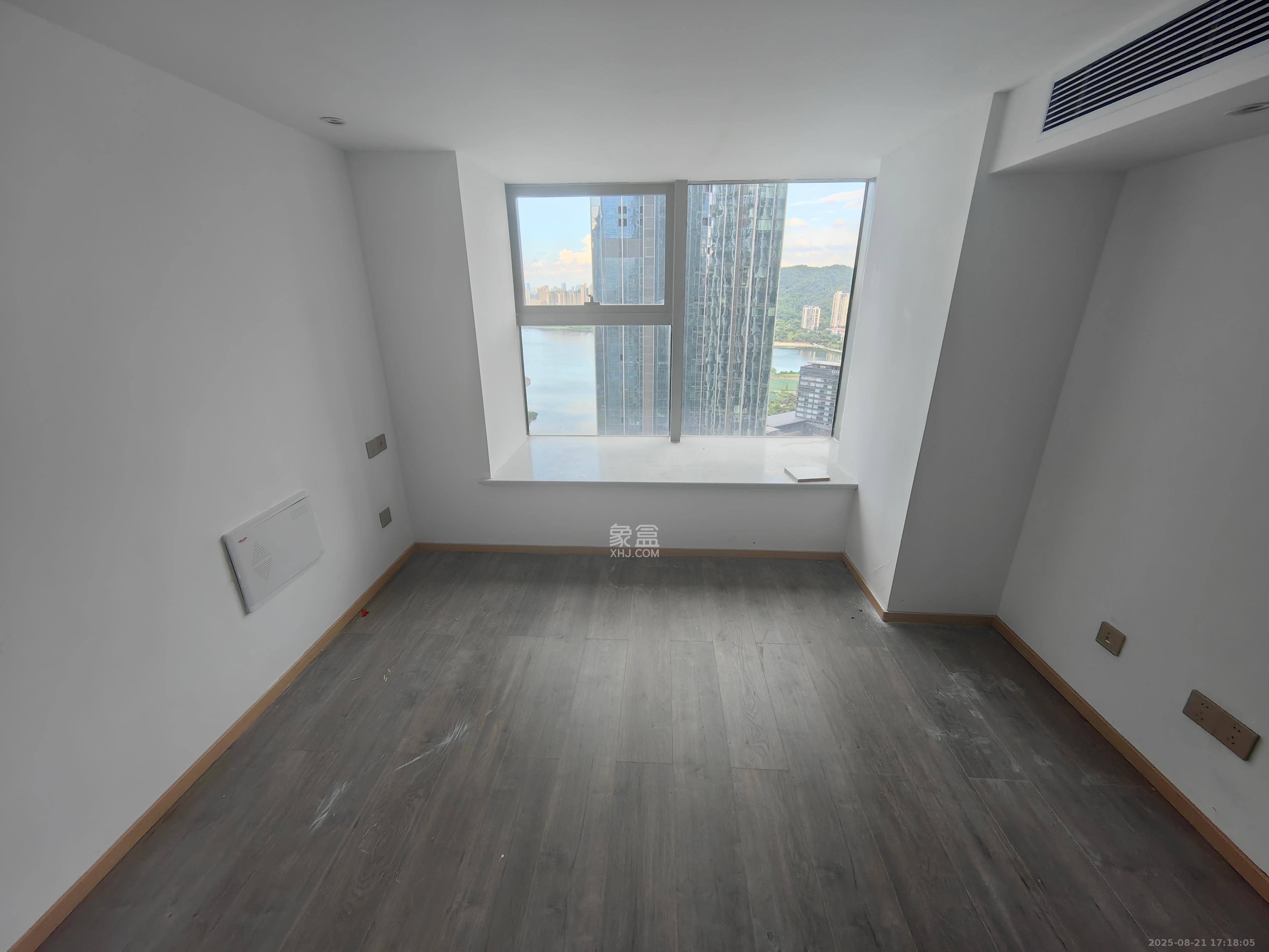 正荣梅溪紫阙台  2室1厅1卫    2500.0元/月室内图