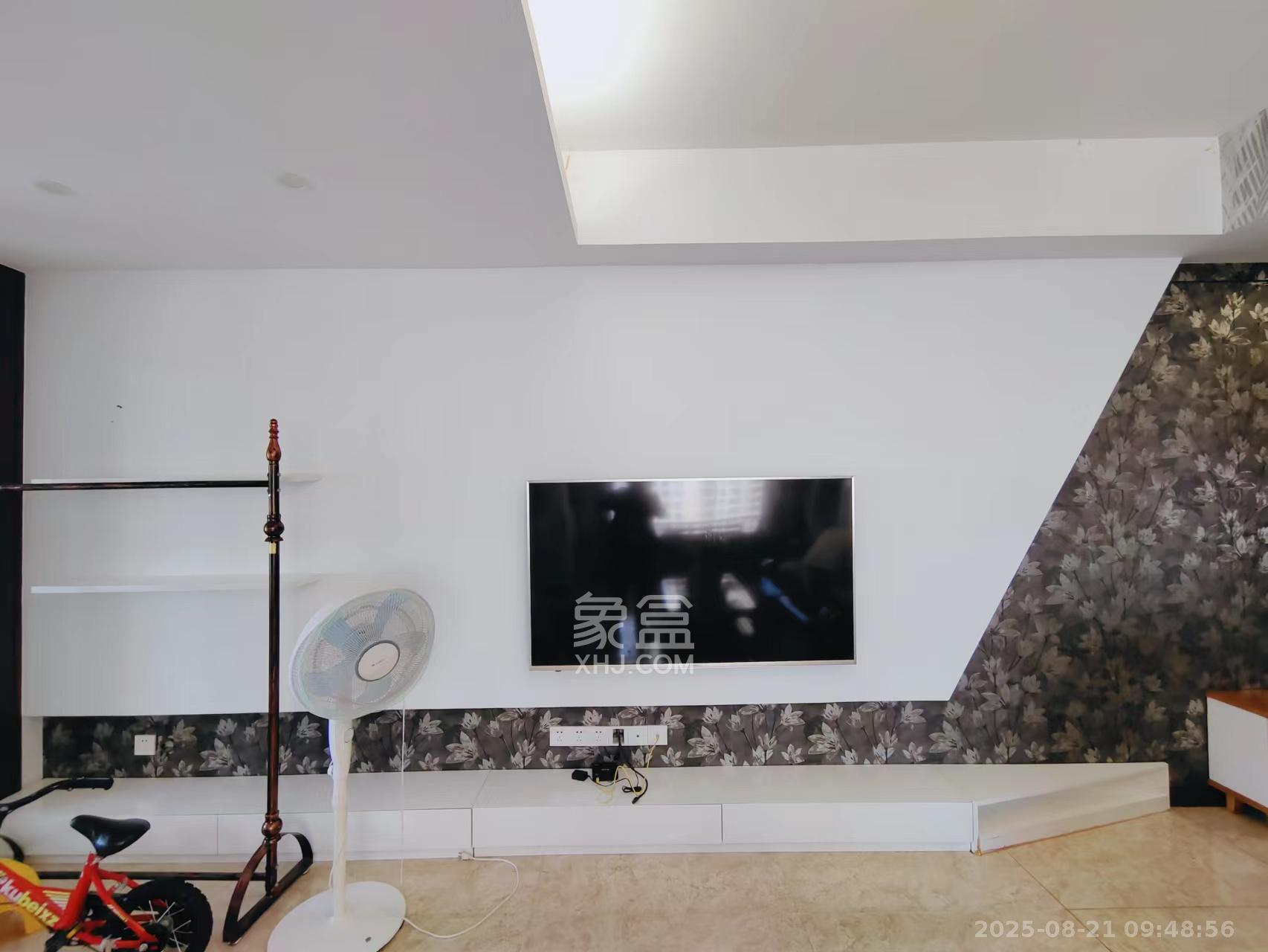 东怡外国(南湖一号) 2室1厅1卫 2800.0元/月 东怡外国(南湖一号) 2室1厅1卫 2800.0元/月室内图