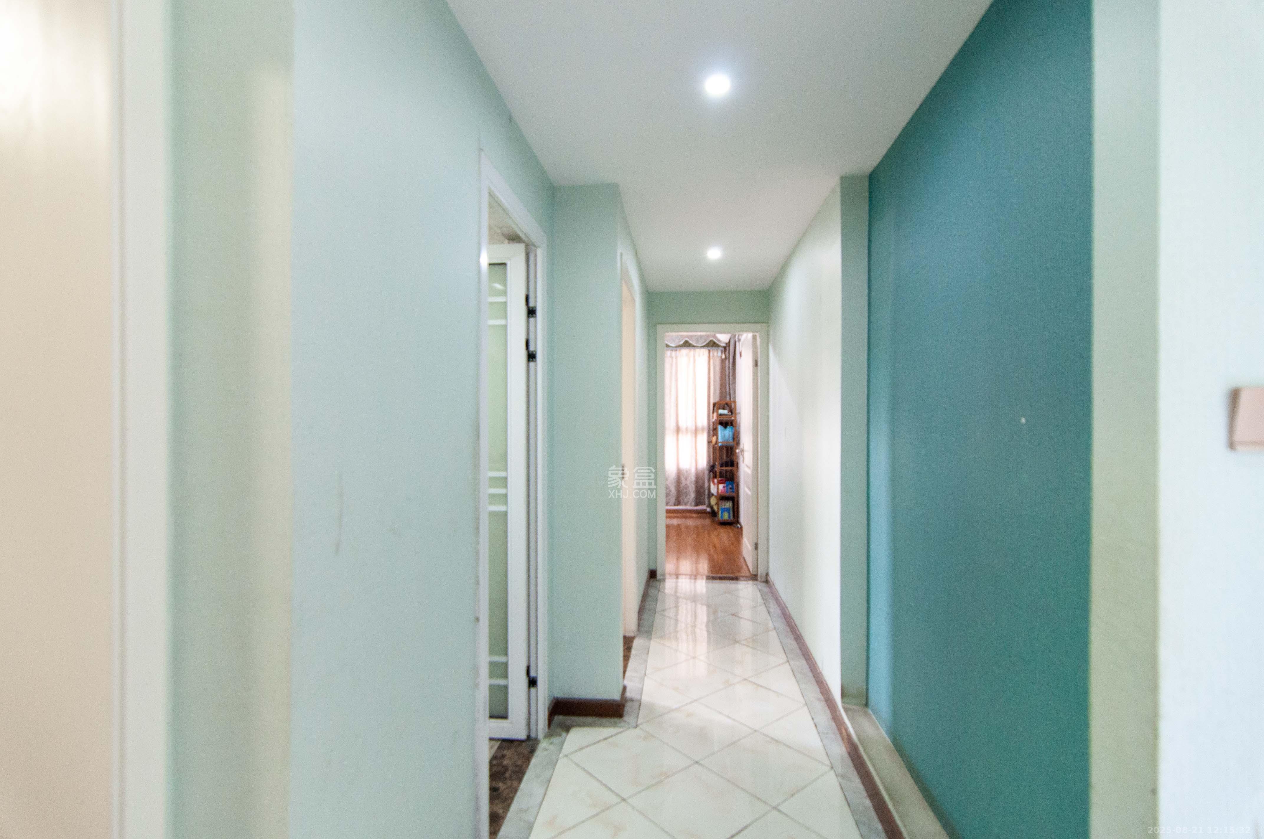 金茂梅溪湖 3室2厅2卫 140.0万 金茂梅溪湖 3室2厅2卫 140.0万其他