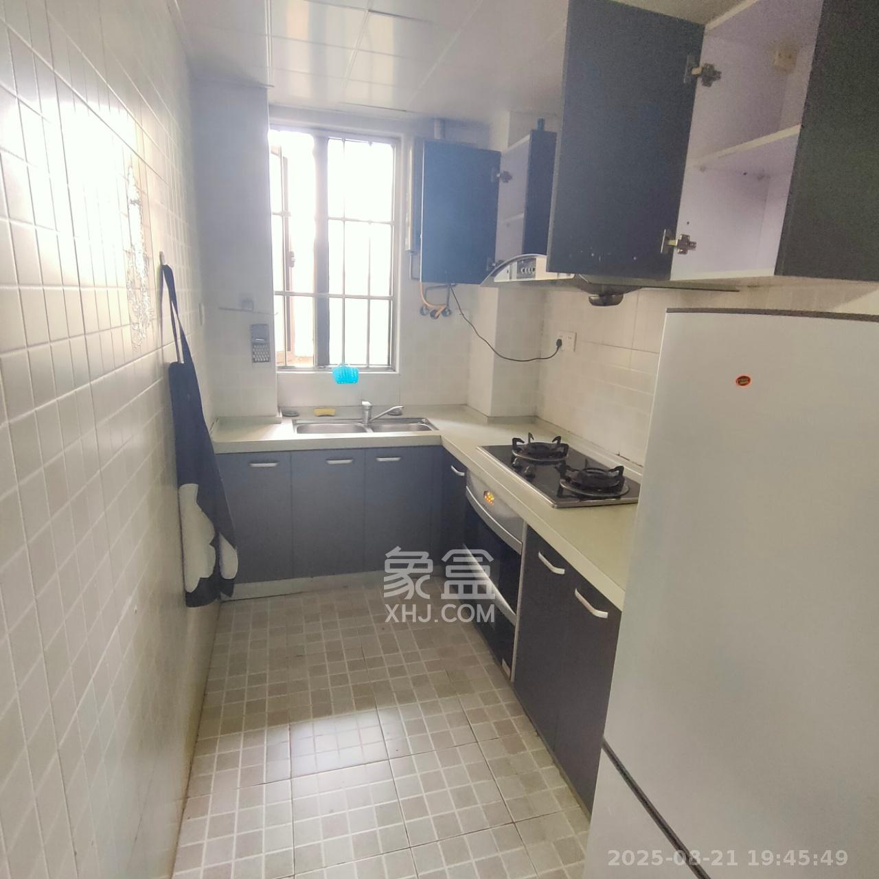 铂宫 1室1厅1卫 2700.0元/月 铂宫 1室1厅1卫 2700.0元/月室内图