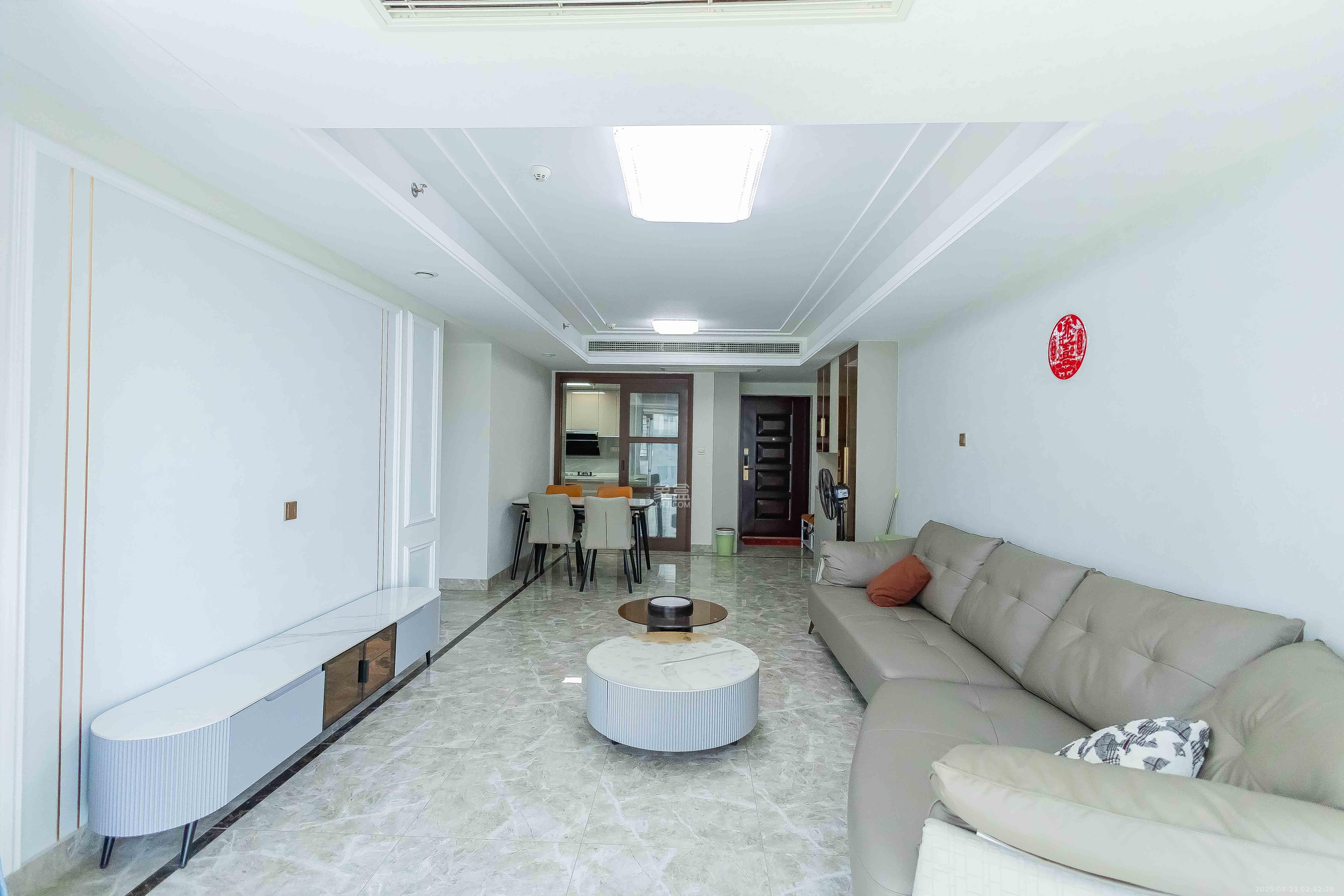 绿地长沙城际空间站(绿地新里佳苑)  1室0厅0卫    158.0万 绿地长沙城际空间站(绿地新里佳苑)  1室0厅0卫    158.0万客厅