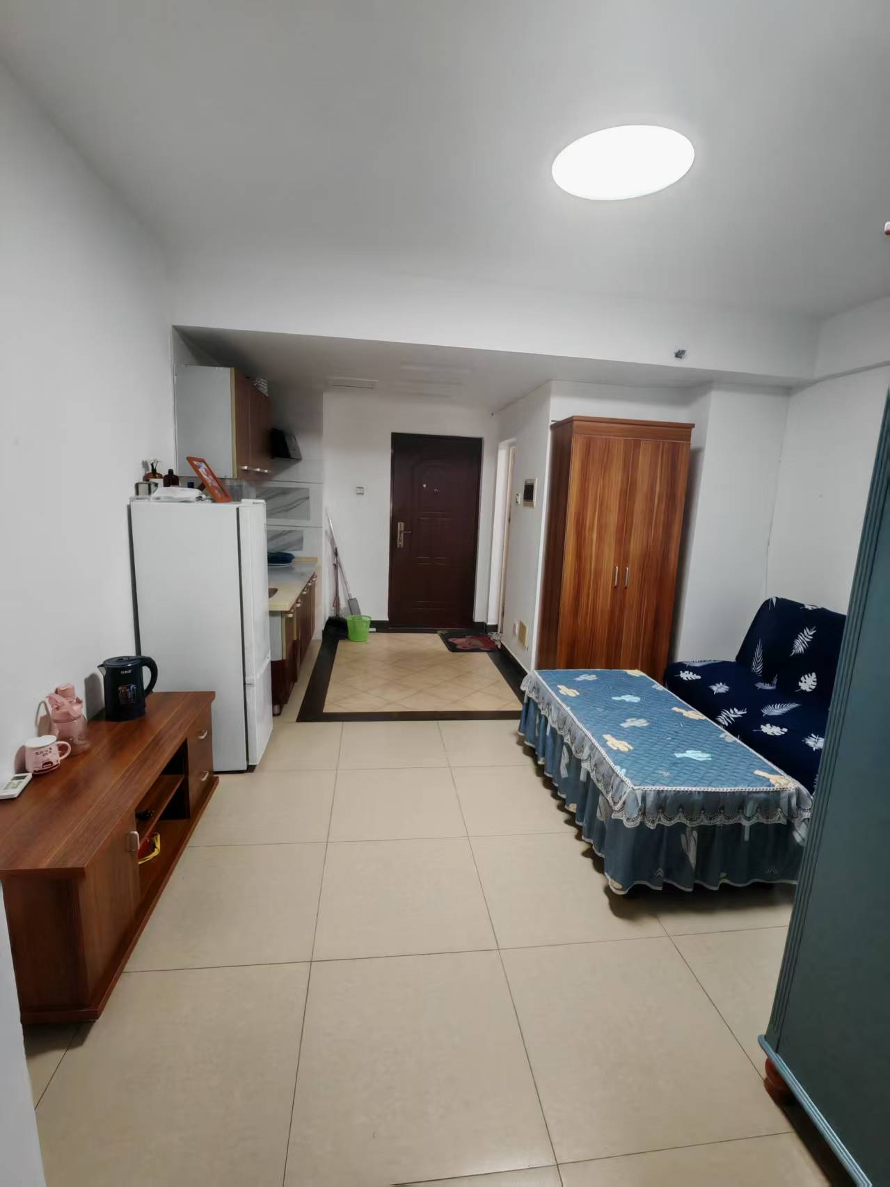 帝国大厦 1室0厅1卫 1600.0元/月 帝国大厦 1室0厅1卫 1600.0元/月室内图