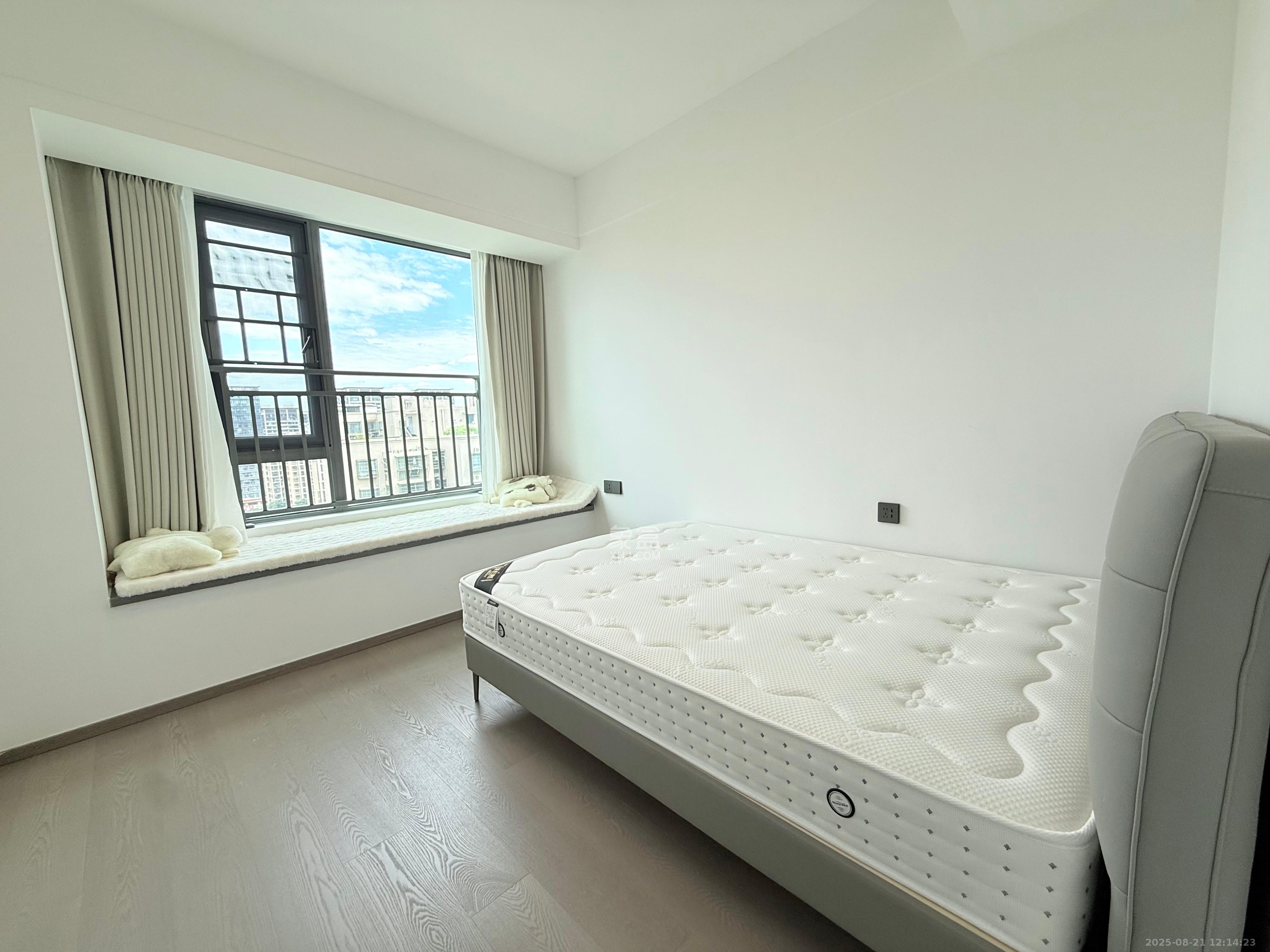 招商蛇口滨江境 4室2厅2卫 10000.0元/月 招商蛇口滨江境 4室2厅2卫 10000.0元/月室内图