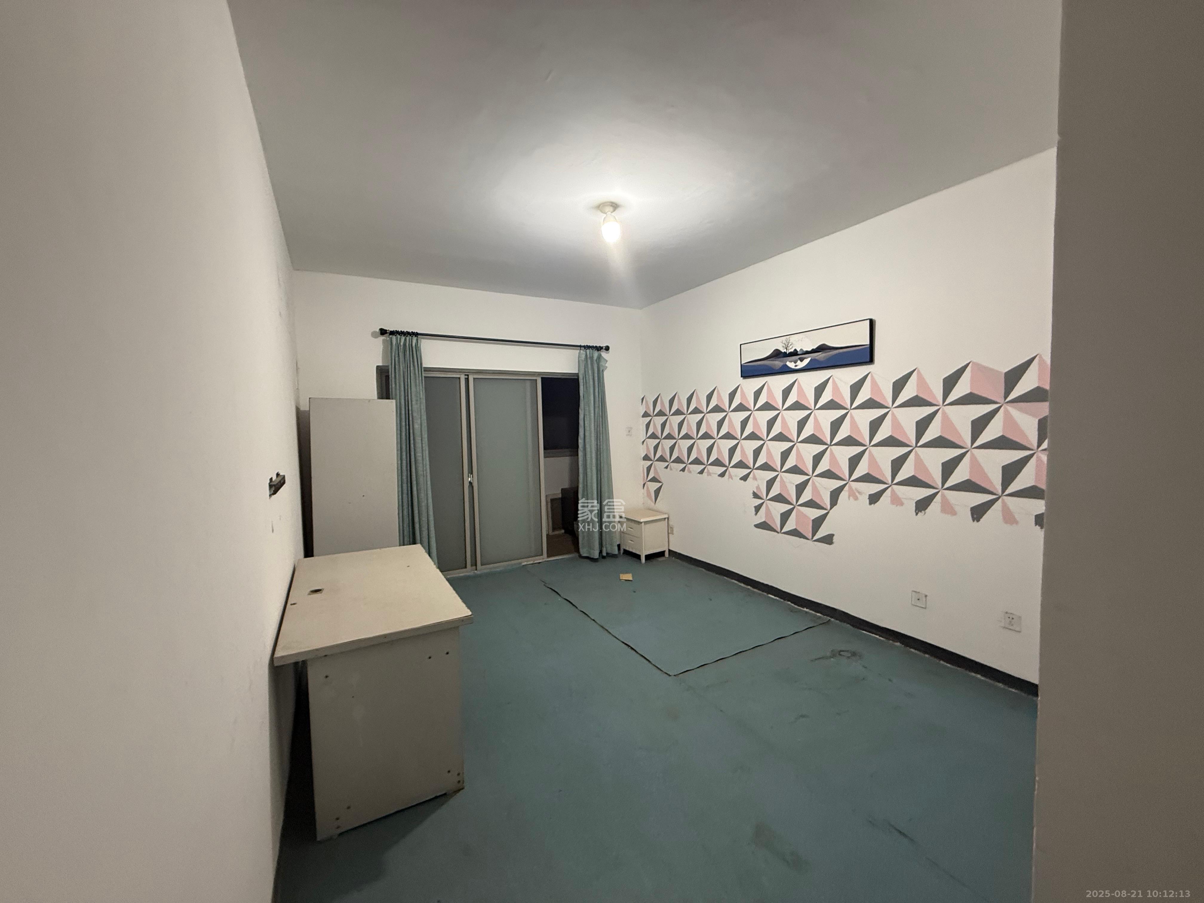 白沙湾嘉园 7室2厅2卫 2600.0元/月 白沙湾嘉园 7室2厅2卫 2600.0元/月室内图