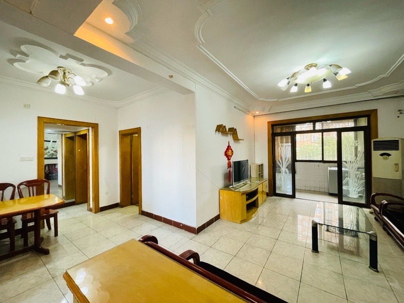 湖南省机关事务管理局 3室2厅2卫 2300.00元/月 湖南省机关事务管理局 3室2厅2卫 2300.00元/月户型图