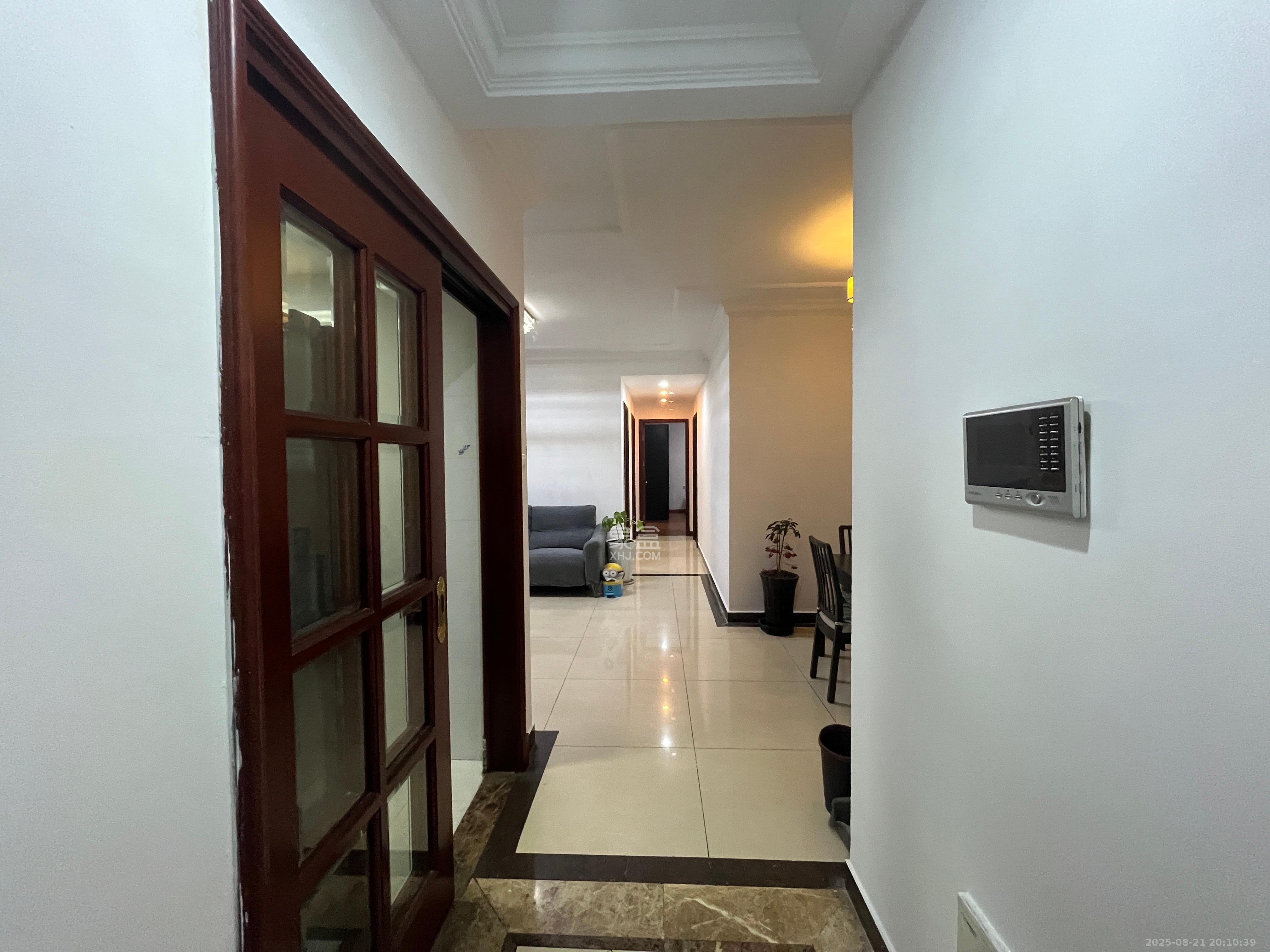 恒大绿洲  3室2厅2卫    2600.0元/月室内图