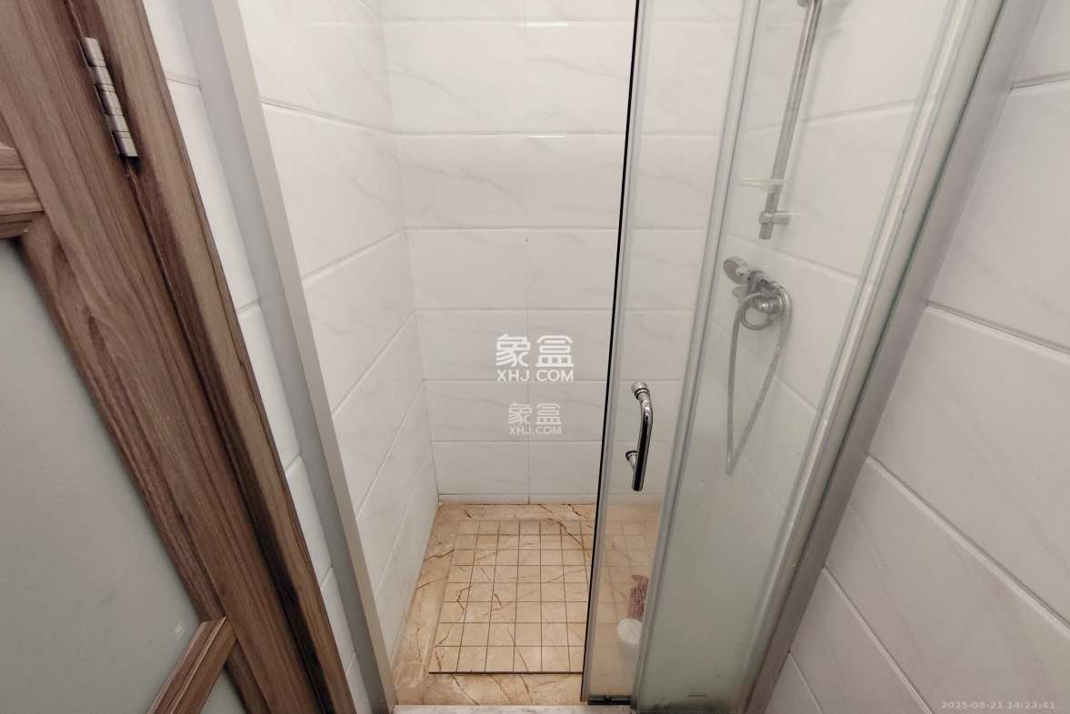 碧桂园星城首府 1室1厅1卫 1350.0元/月 碧桂园星城首府 1室1厅1卫 1350.0元/月室内图