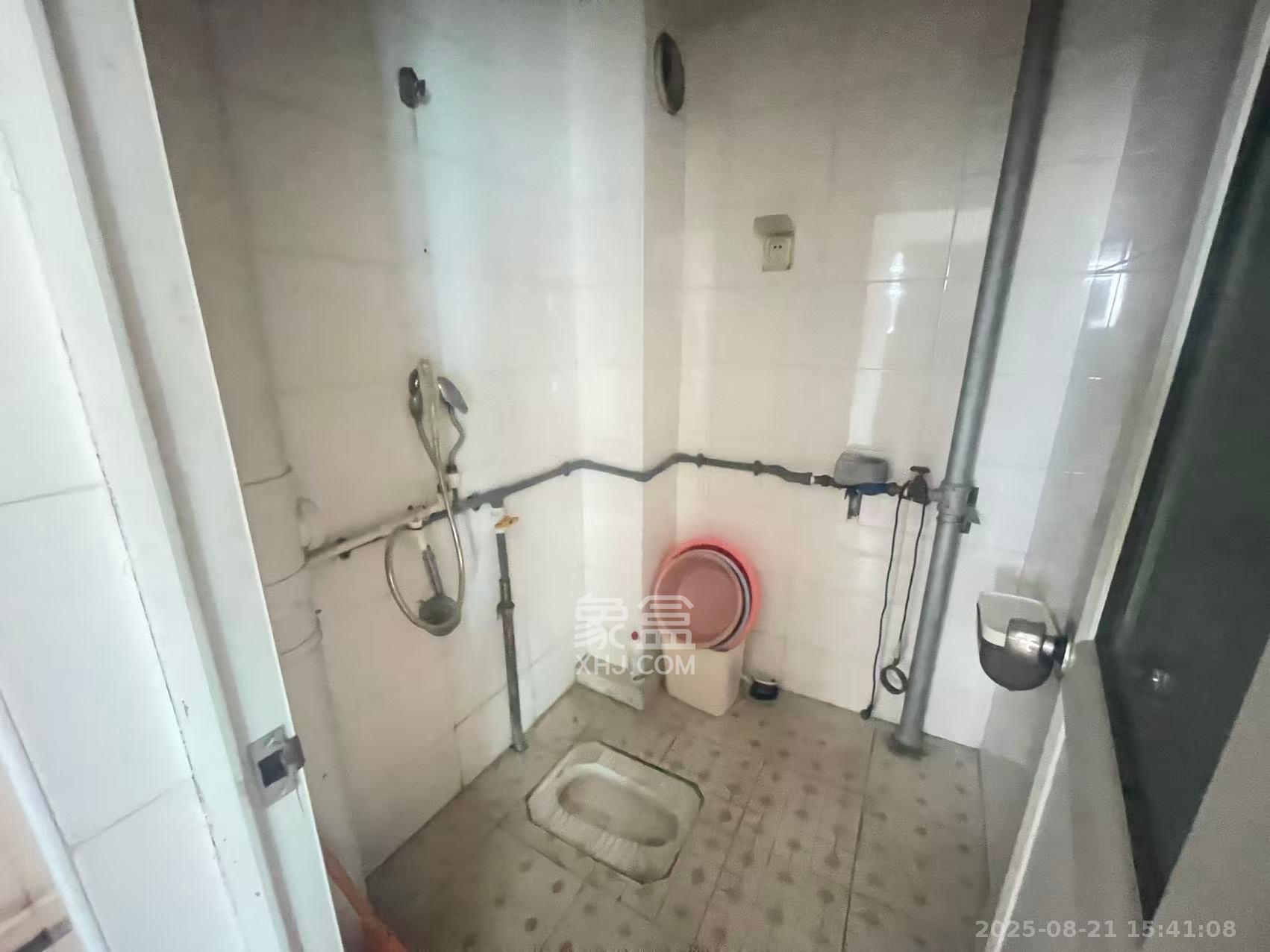 加加大街（华景苑）  1室1厅1卫    1500.0元/月室内图