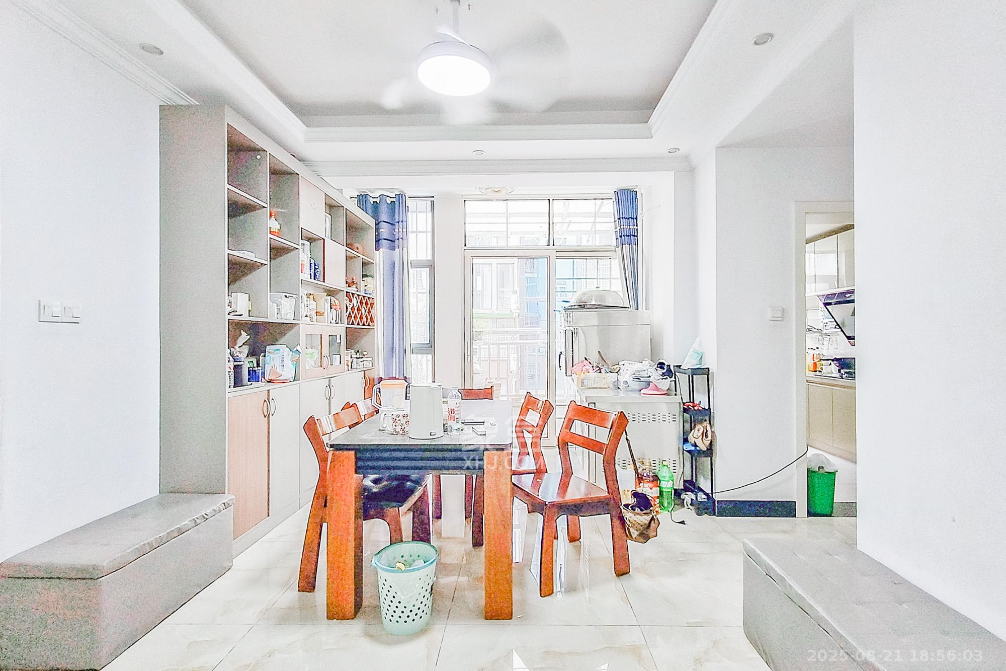 八方小区D区 4室2厅1卫 485.0万 八方小区D区 4室2厅1卫 485.0万其他