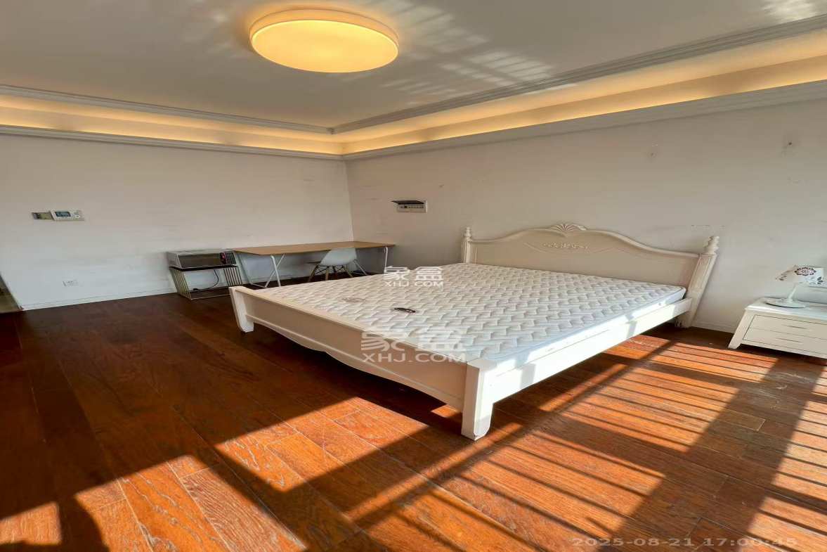 壹号公馆  1室1厅1卫    1980.0元/月 壹号公馆  1室1厅1卫    1980.0元/月室内图