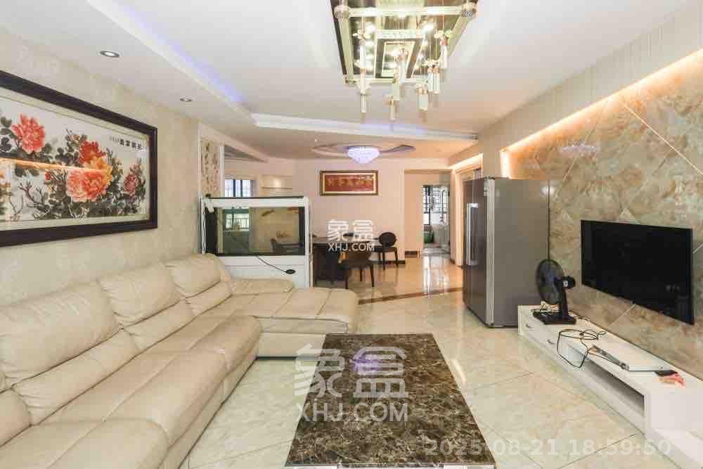 保利麓谷林语C区  4室2厅2卫    3400.0元/月 保利麓谷林语C区  4室2厅2卫    3400.0元/月室内图