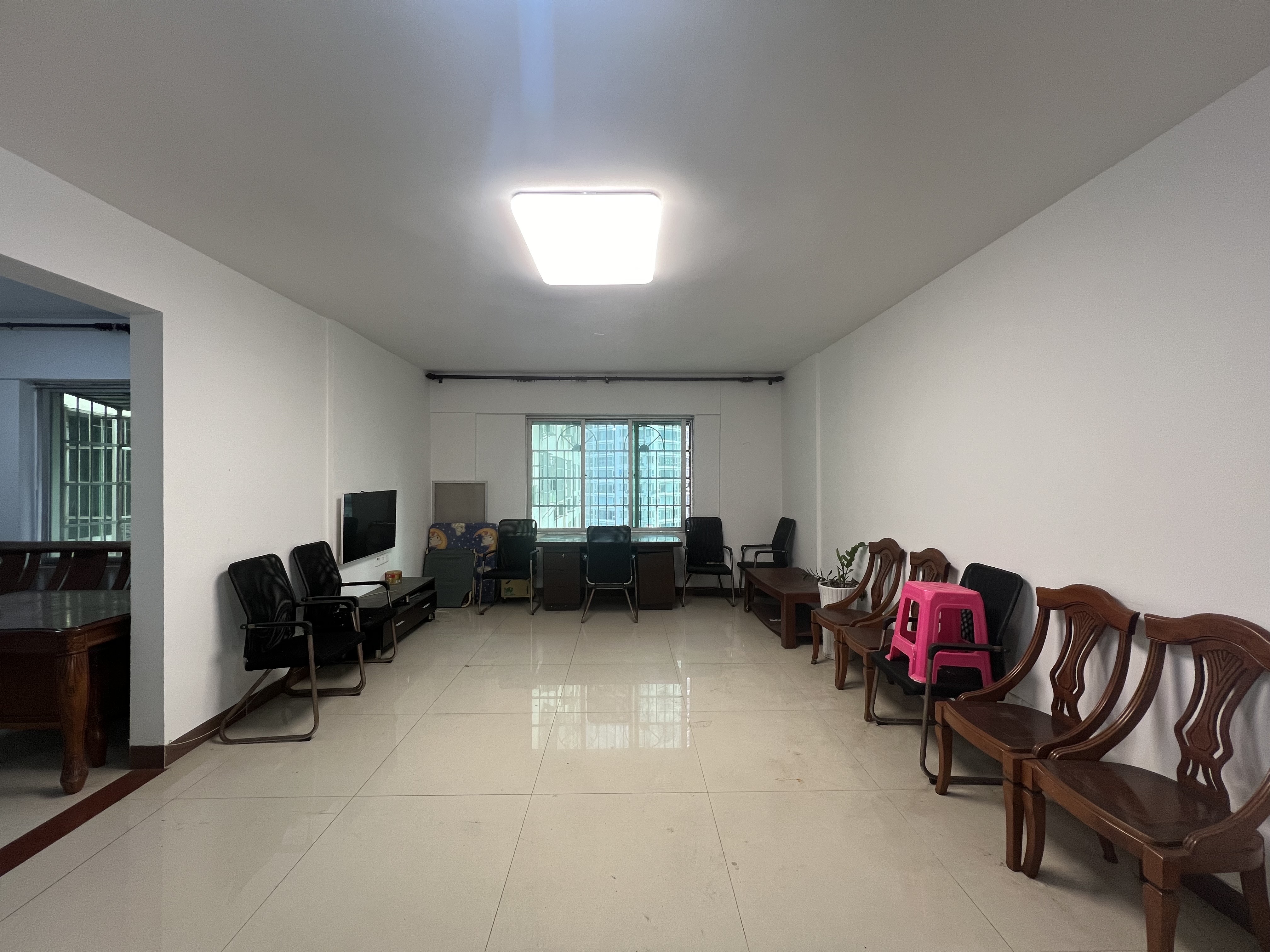 富豪大厦(富豪花园) 2室1厅1卫 2400.0元/月 富豪大厦(富豪花园) 2室1厅1卫 2400.0元/月室内图