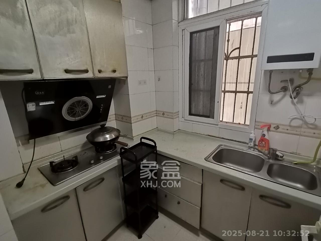 三重星都心  2室2厅1卫    2100.0元/月 三重星都心  2室2厅1卫    2100.0元/月室内图