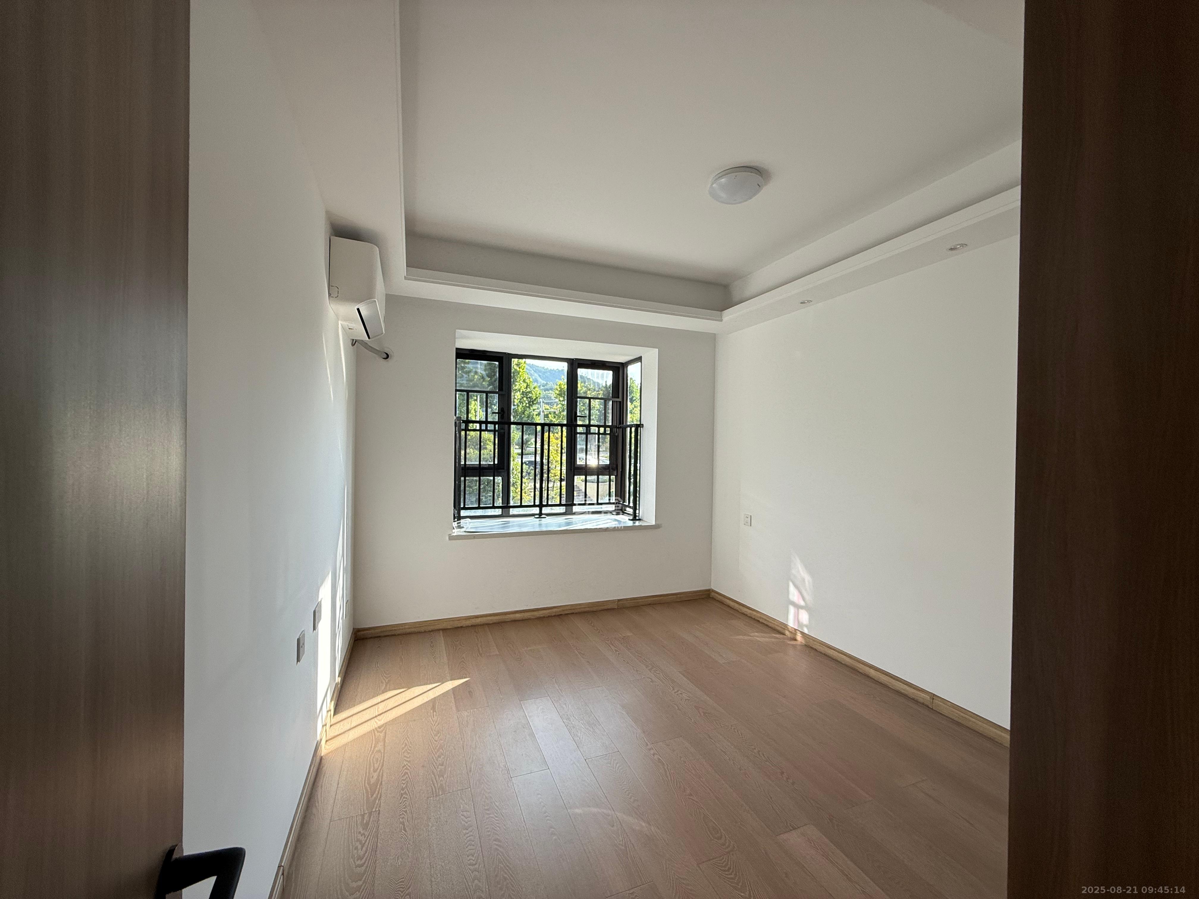 澳海谷山府 3室1厅1卫 2000.0元/月 澳海谷山府 3室1厅1卫 2000.0元/月室内图