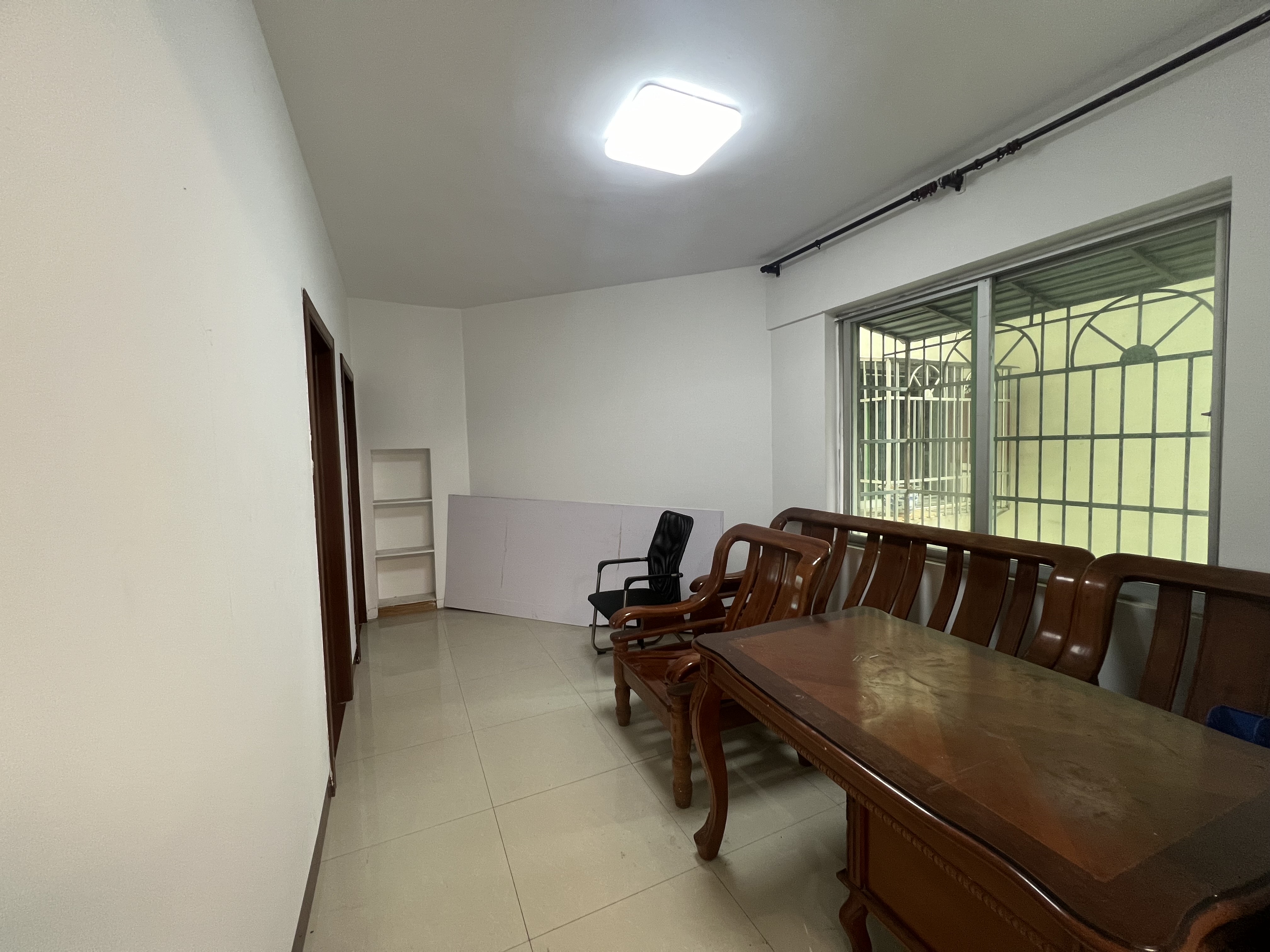 富豪大厦(富豪花园) 2室1厅1卫 2400.0元/月 富豪大厦(富豪花园) 2室1厅1卫 2400.0元/月室内图