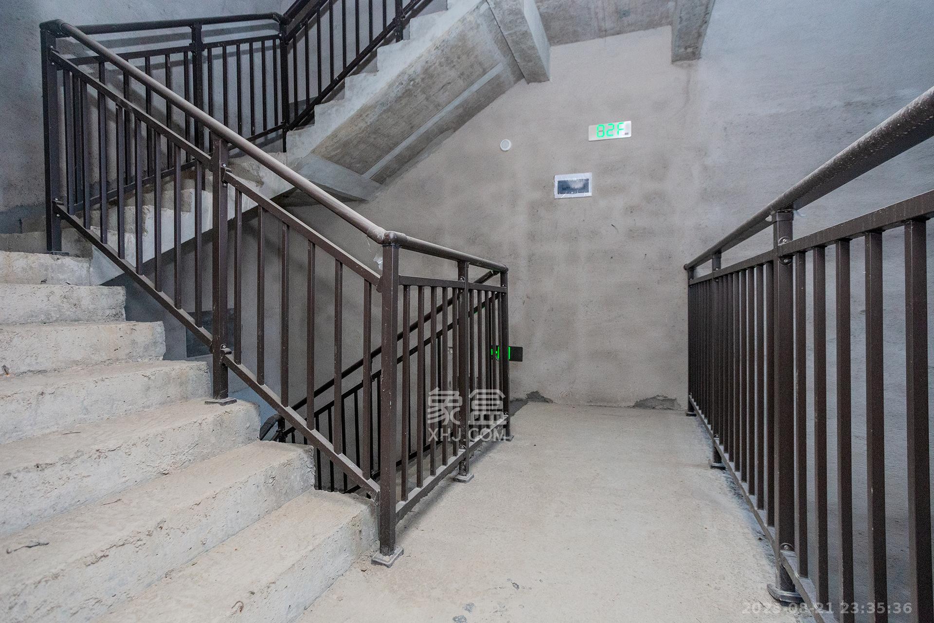 长房润和湘江玥 6室2厅2卫 600.0万 长房润和湘江玥 6室2厅2卫 600.0万其他