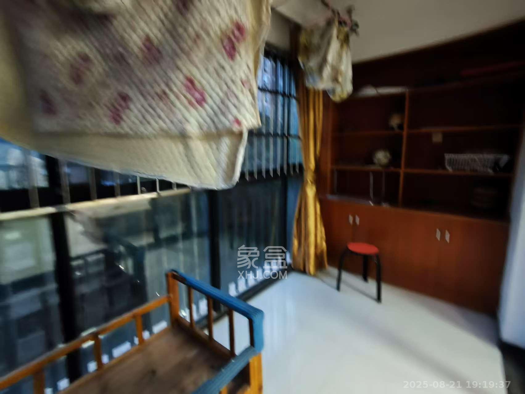 三江花中城 3室2厅1卫 2500.0元/月 三江花中城 3室2厅1卫 2500.0元/月室内图