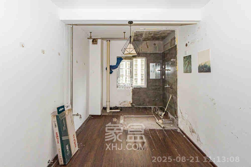 万国城(当代满庭春MOMA)三期 3室2厅2卫 1200.0元/月 万国城(当代满庭春MOMA)三期 3室2厅2卫 1200.0元/月室内图