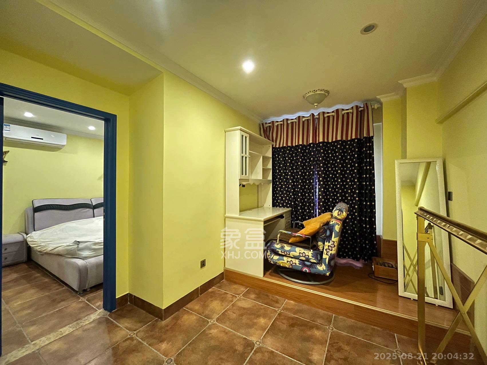 东怡外国（南湖一号)  1室1厅1卫    2800.0元/月室内图