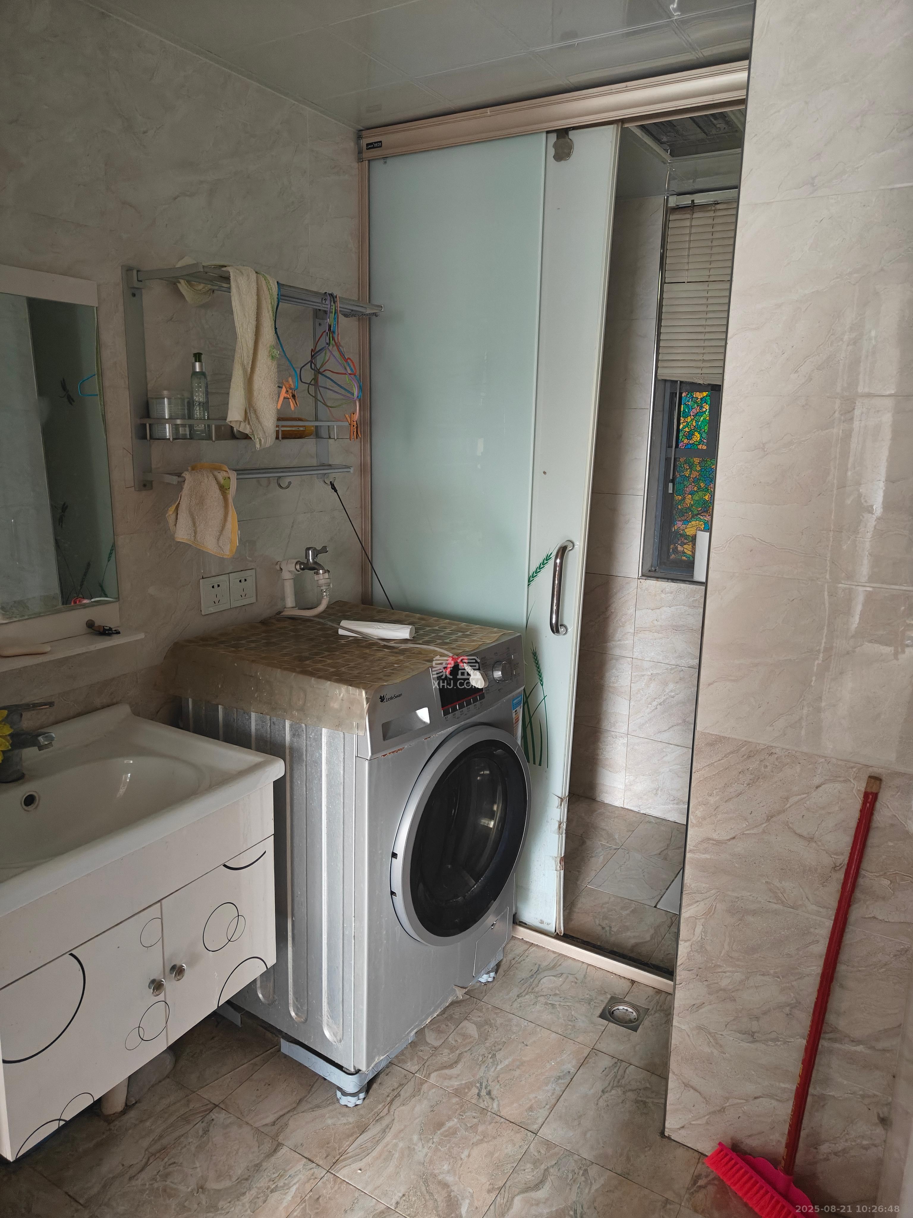 中国铁建梅溪青秀一期  3室2厅1卫    2300.0元/月 中国铁建梅溪青秀一期  3室2厅1卫    2300.0元/月室内图