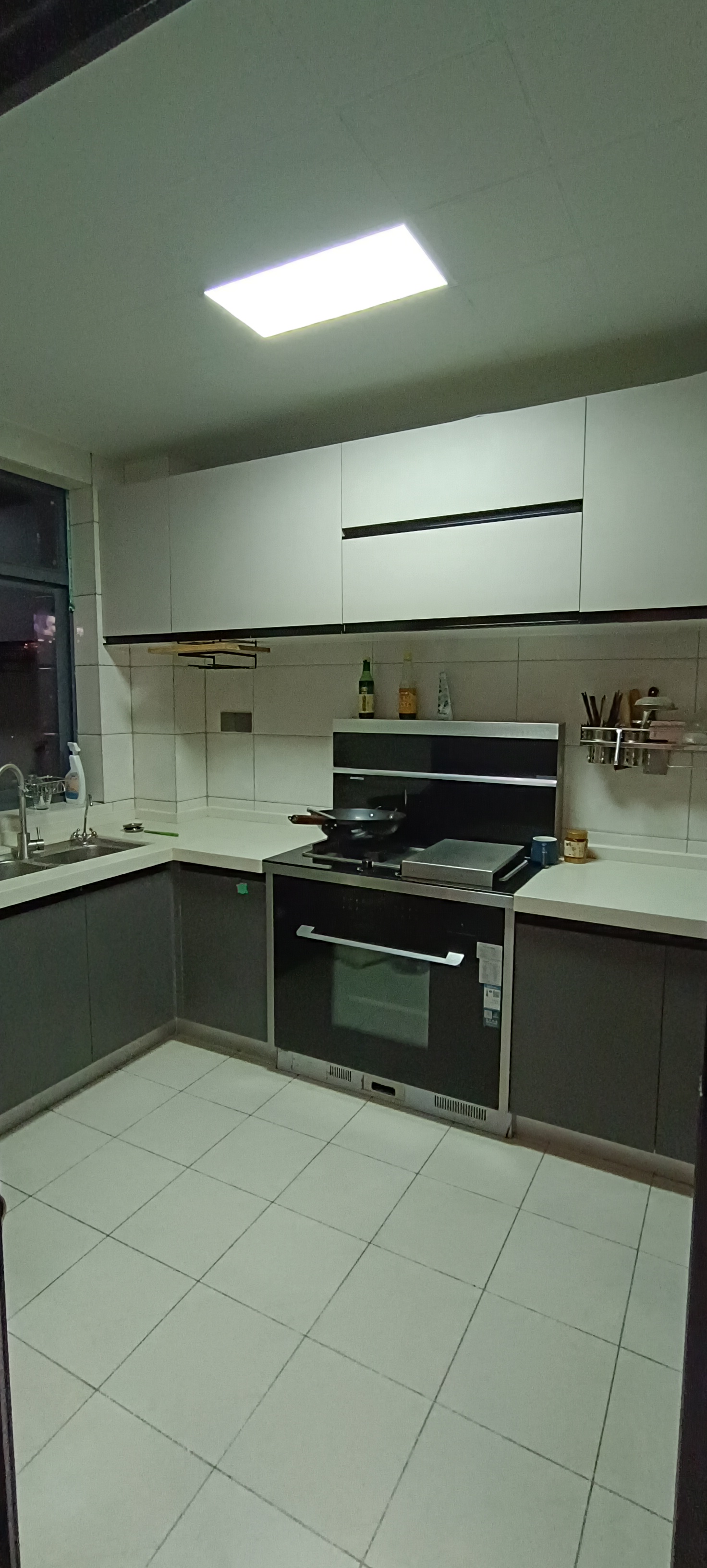 龙源华城 3室2厅2卫 2500.0元/月 龙源华城 3室2厅2卫 2500.0元/月室内图