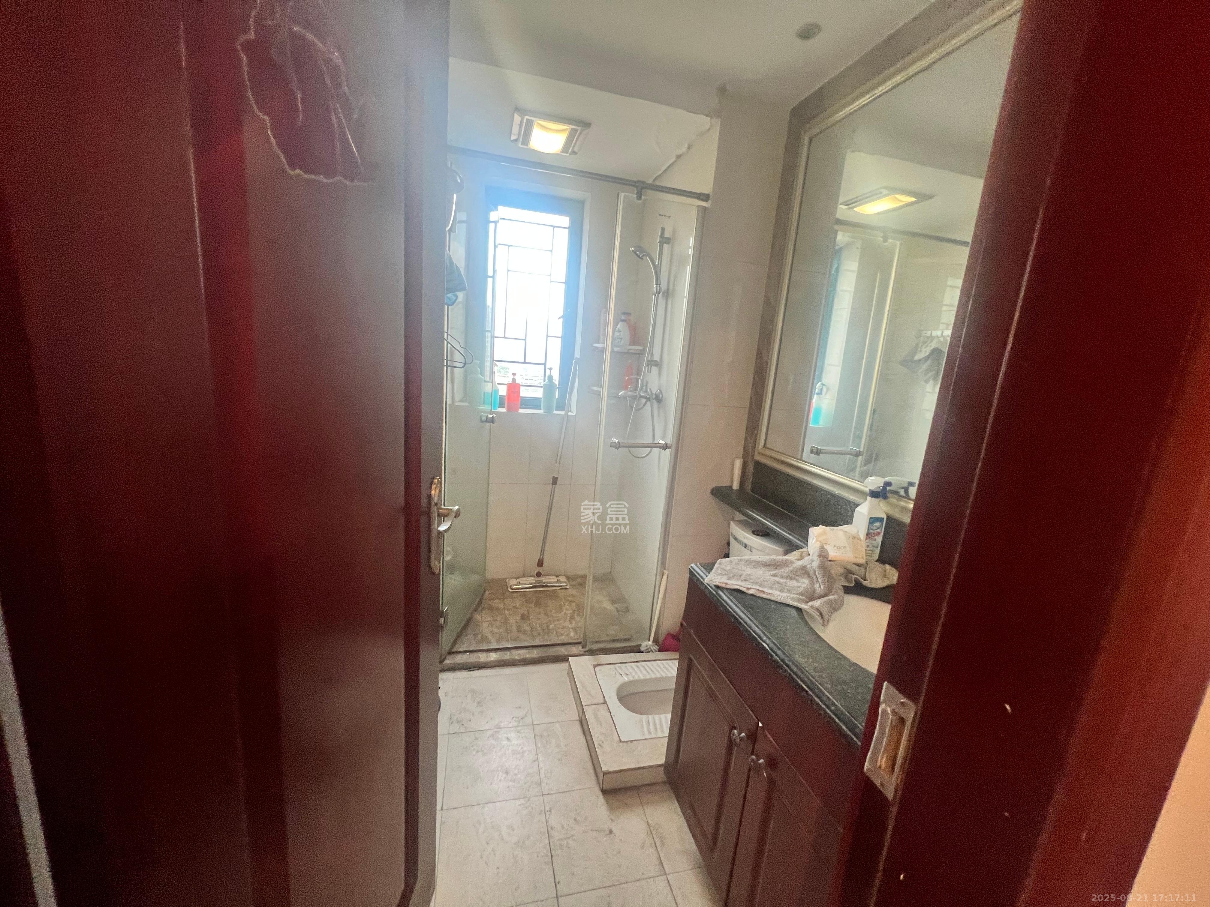 恒大绿洲 4室2厅2卫 3500.0元/月 恒大绿洲 4室2厅2卫 3500.0元/月室内图