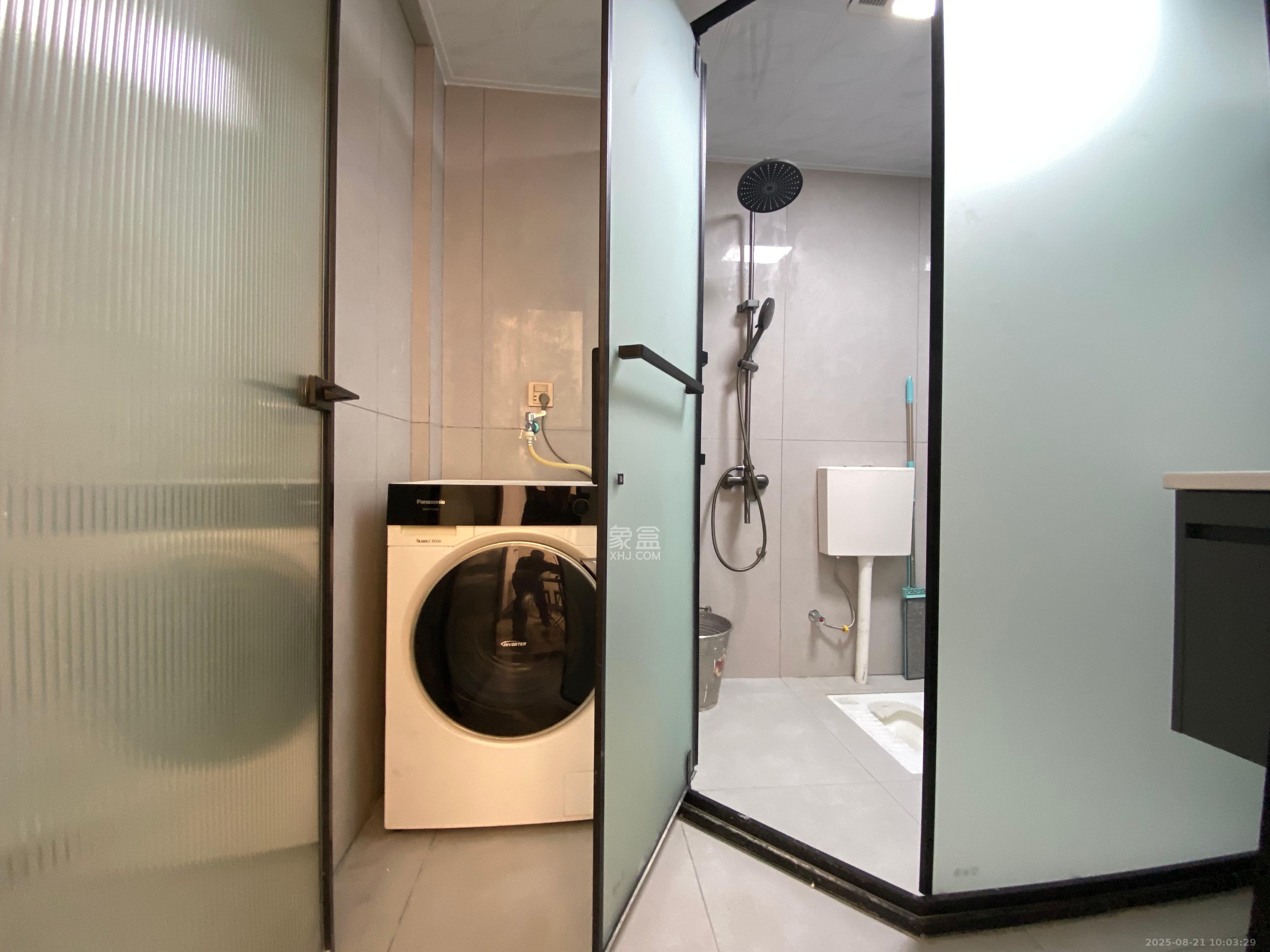 东塘SOHO(东上恒源大厦) 2室2厅1卫 2800.0元/月 东塘SOHO(东上恒源大厦) 2室2厅1卫 2800.0元/月室内图