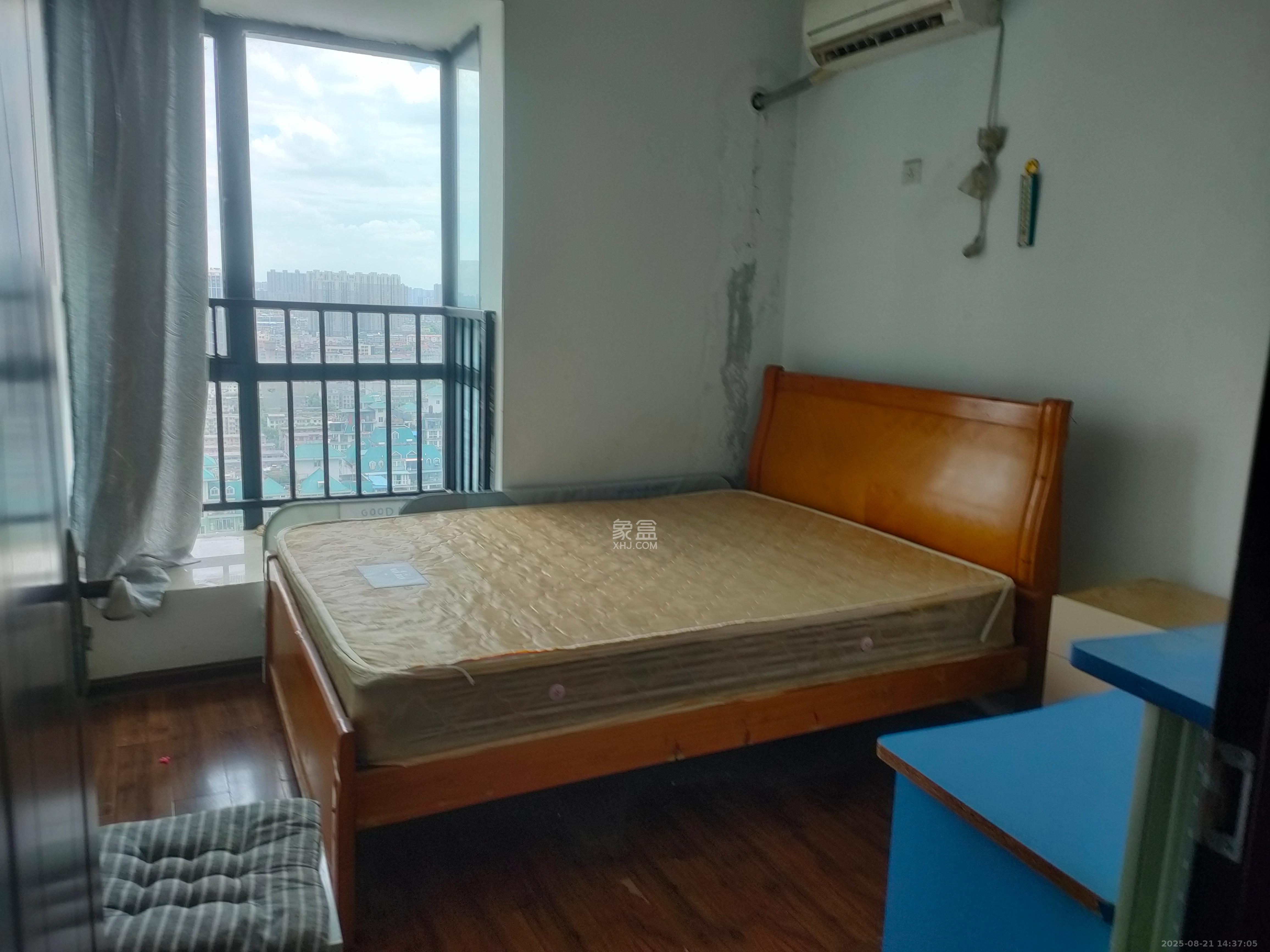 融圣国际 2室1厅1卫 2100.0元/月 融圣国际 2室1厅1卫 2100.0元/月室内图