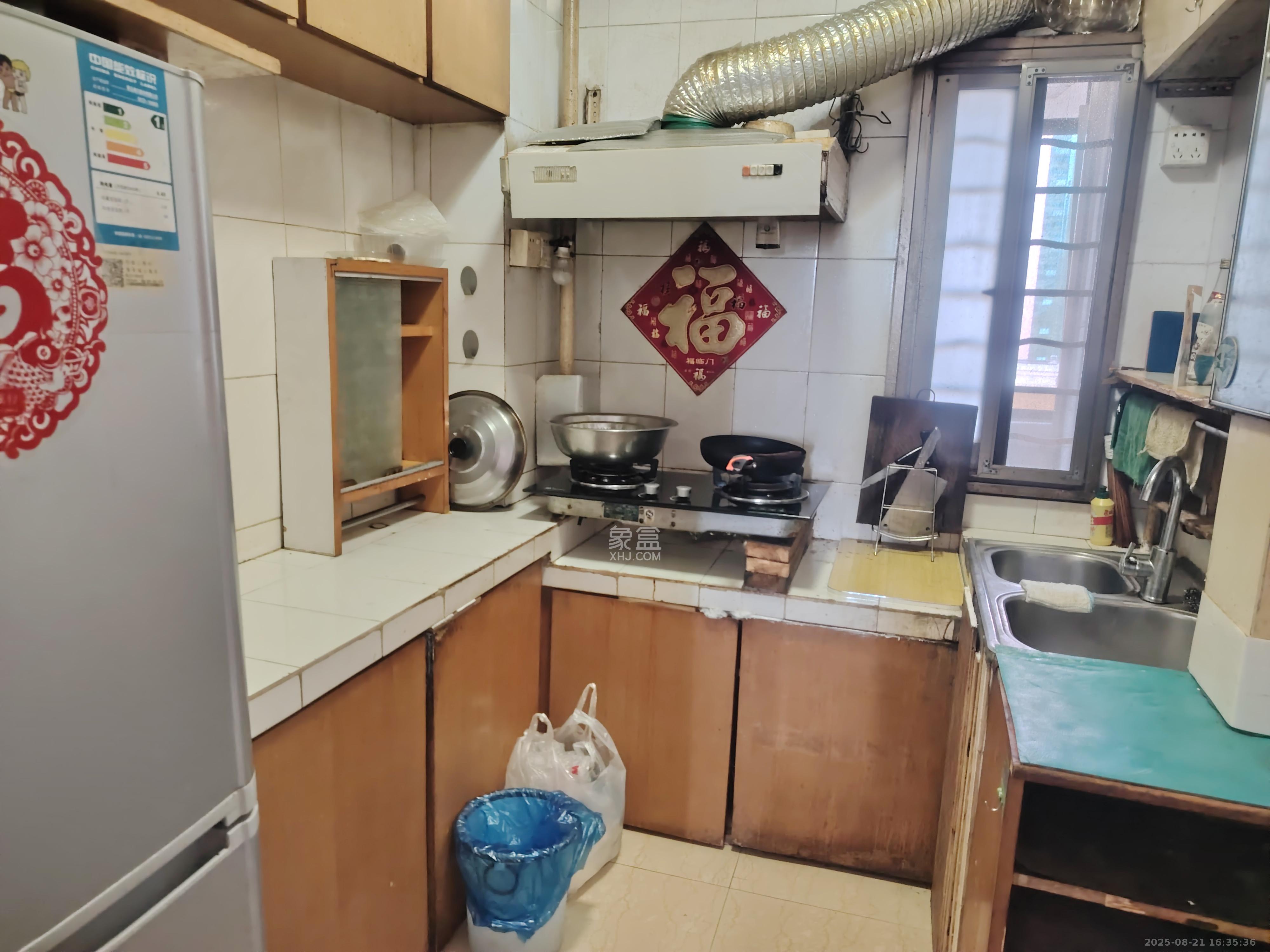 省政府五所 2室1厅1卫 1800.0元/月 省政府五所 2室1厅1卫 1800.0元/月室内图