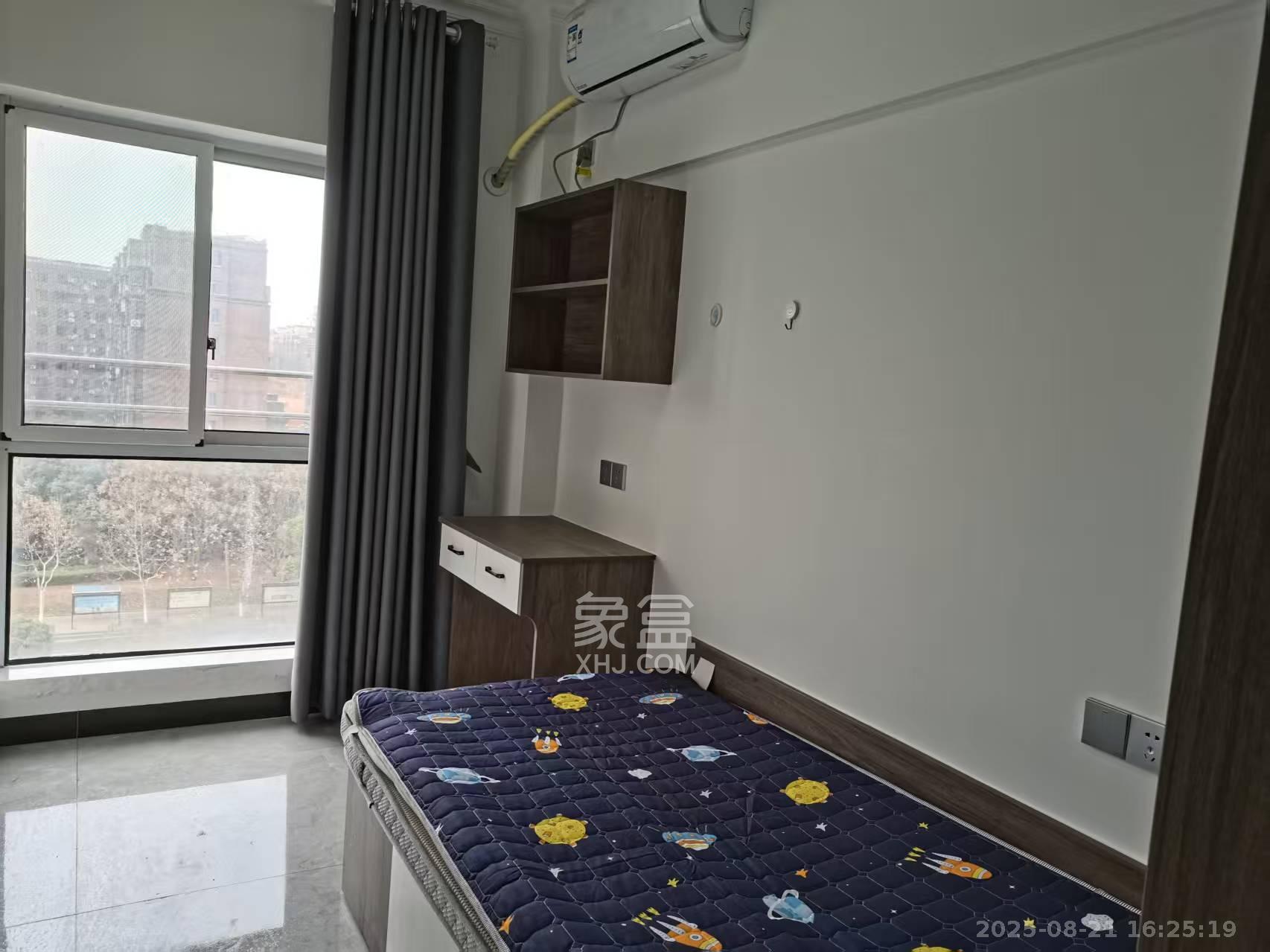 生活艺术城 2室2厅1卫 1600.0元/月 生活艺术城 2室2厅1卫 1600.0元/月室内图