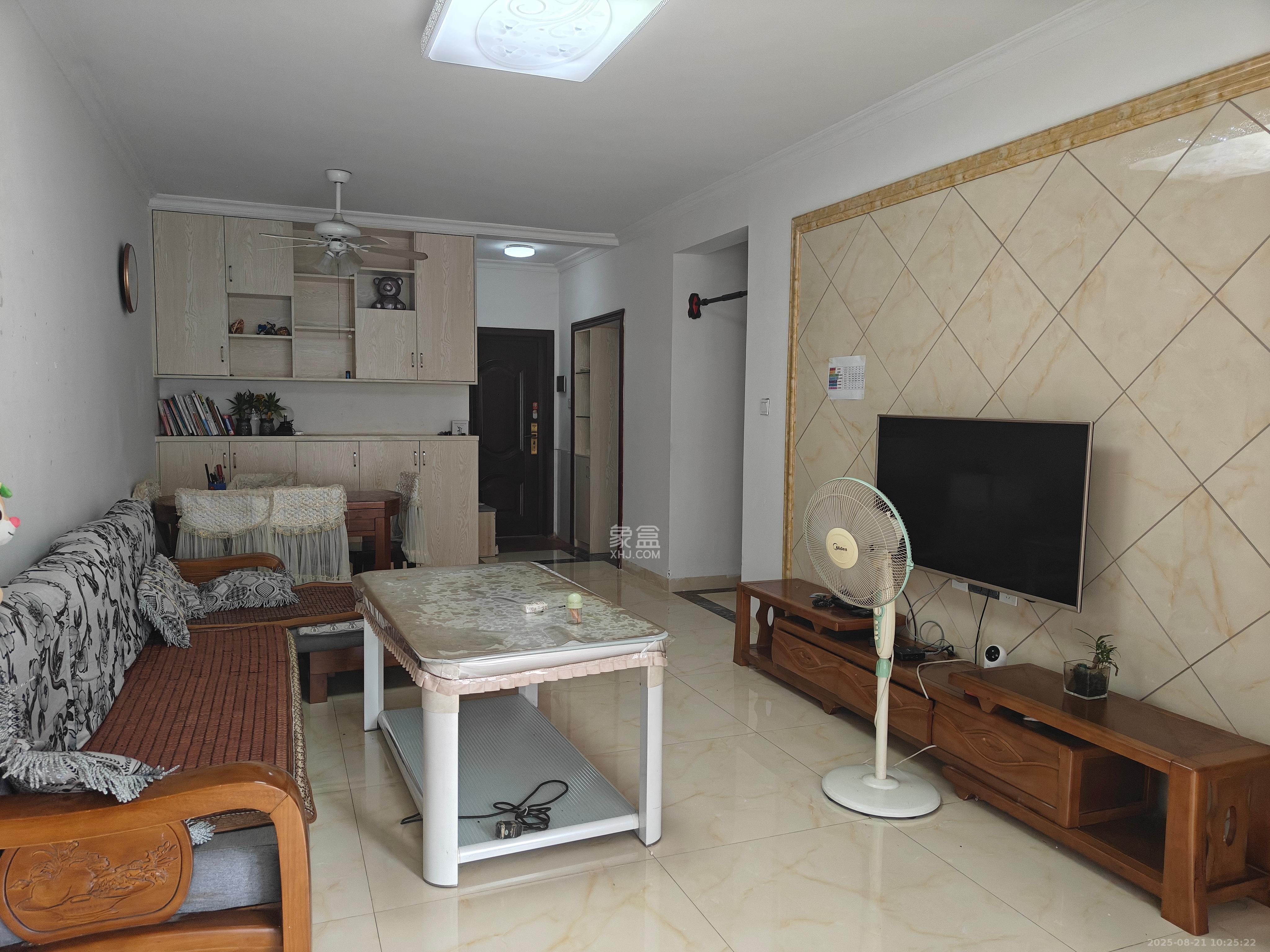 中国铁建梅溪青秀一期  3室2厅1卫    2300.0元/月 中国铁建梅溪青秀一期  3室2厅1卫    2300.0元/月室内图