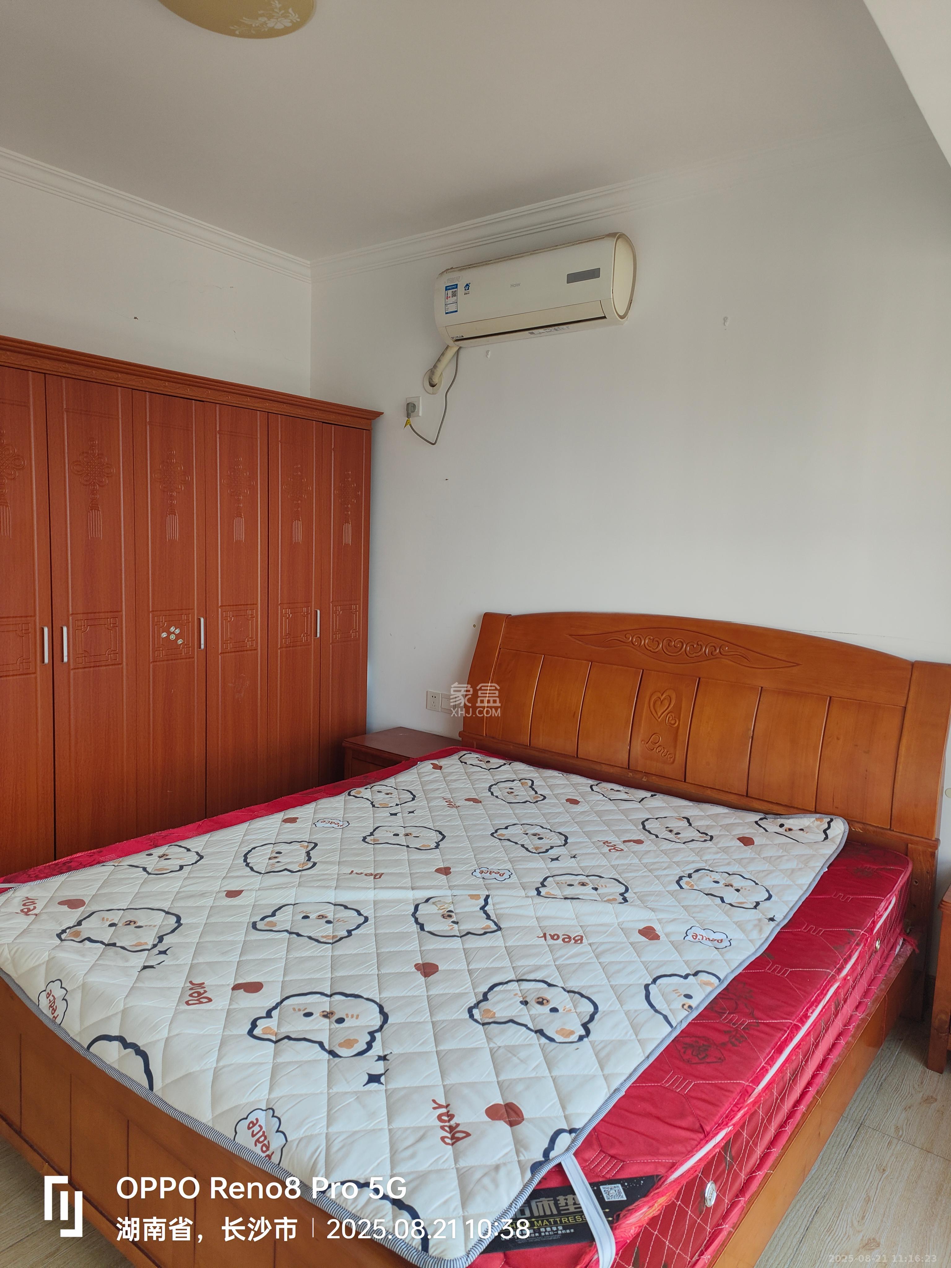 海德公园  3室2厅1卫    1900.0元/月 海德公园  3室2厅1卫    1900.0元/月室内图