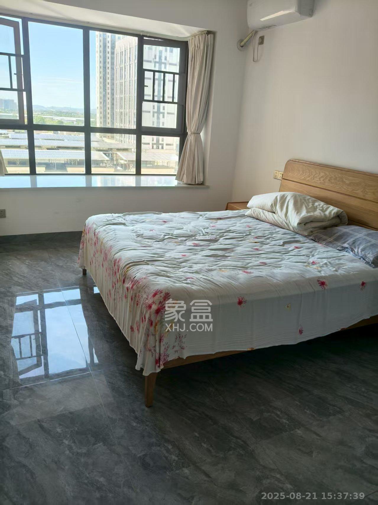 财汇新天地(财汇商务广场)  4室2厅2卫    2600.0元/月 财汇新天地(财汇商务广场)  4室2厅2卫    2600.0元/月室内图1