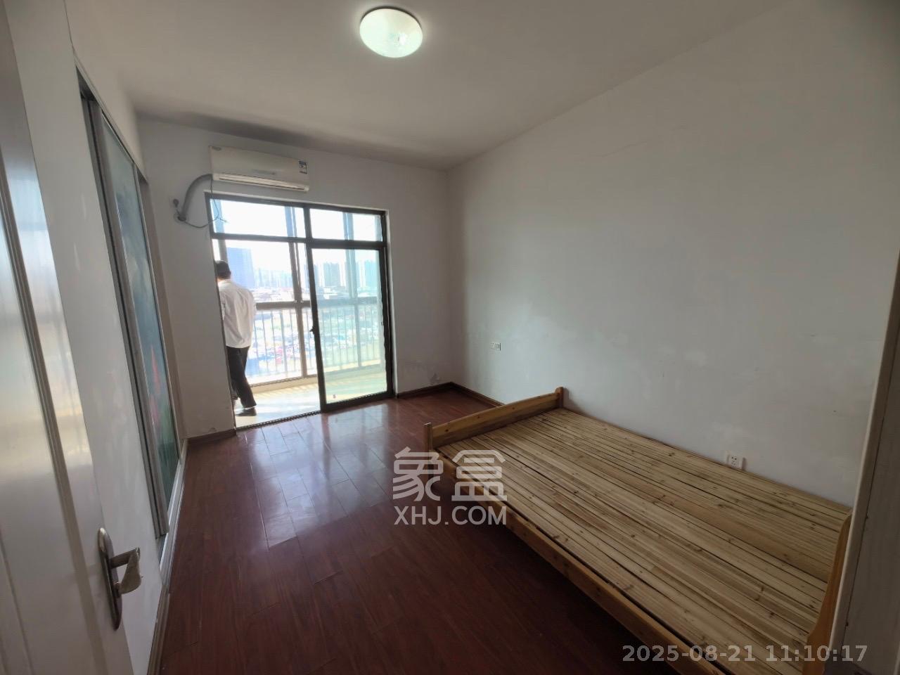 德庆水韵山城 2室1厅1卫 1600.0元/月 德庆水韵山城 2室1厅1卫 1600.0元/月室内图