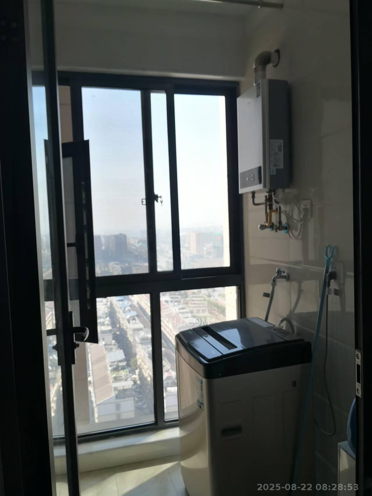 创世纪广场  3室2厅1卫   2200.00元/月室内图