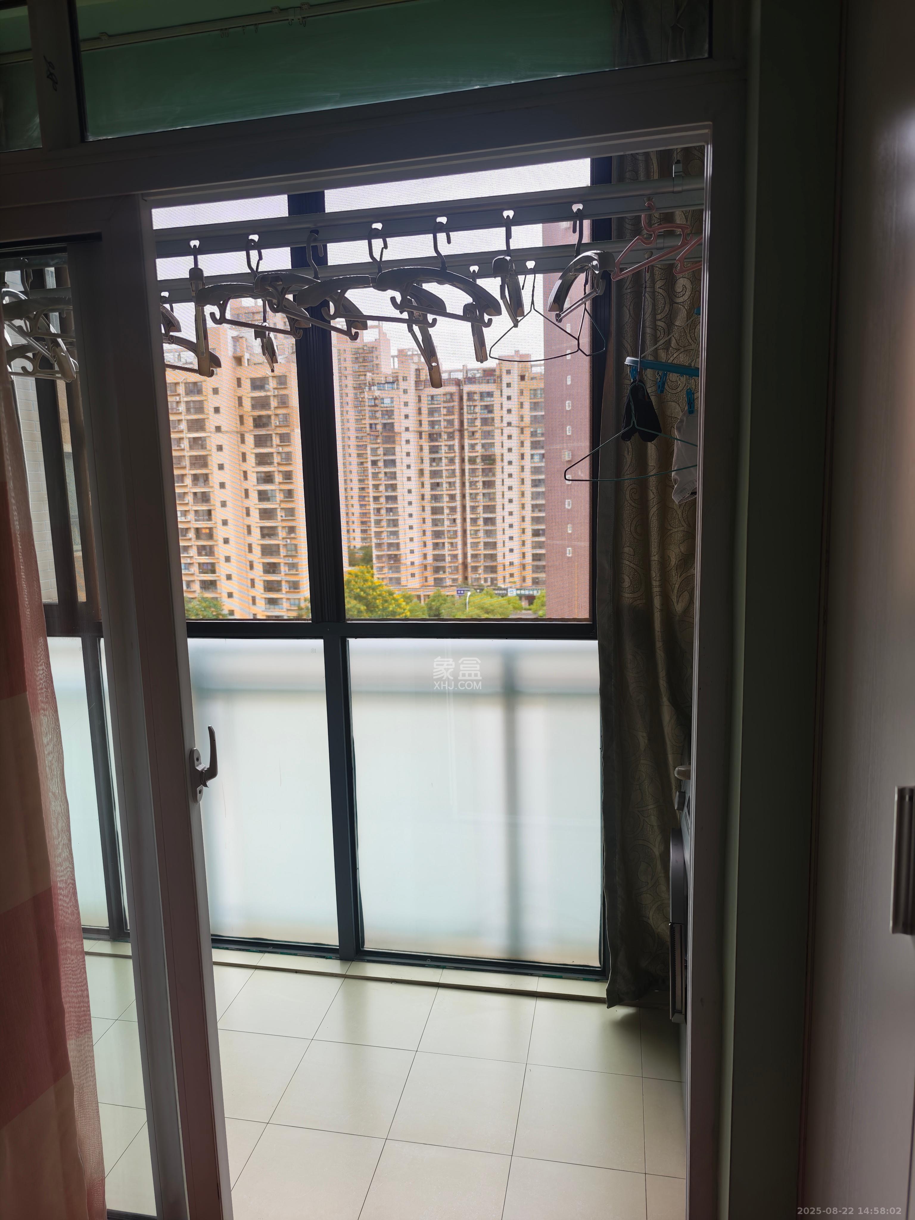 湘府十城（汇财御景湾新寓,汇财国际）  3室2厅2卫    2800.0元/月室内图