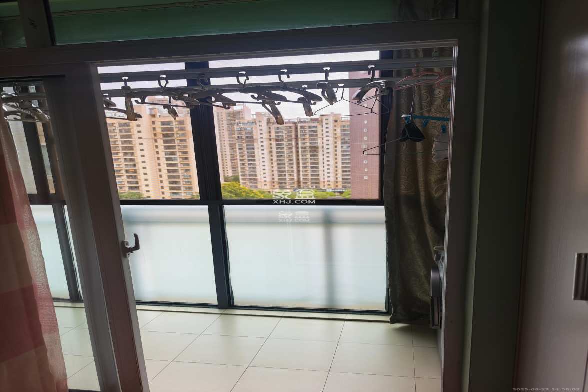 湘府十城(汇财御景湾新寓,汇财国际)  3室2厅2卫    2800.0元/月 湘府十城(汇财御景湾新寓,汇财国际)  3室2厅2卫    2800.0元/月室内图