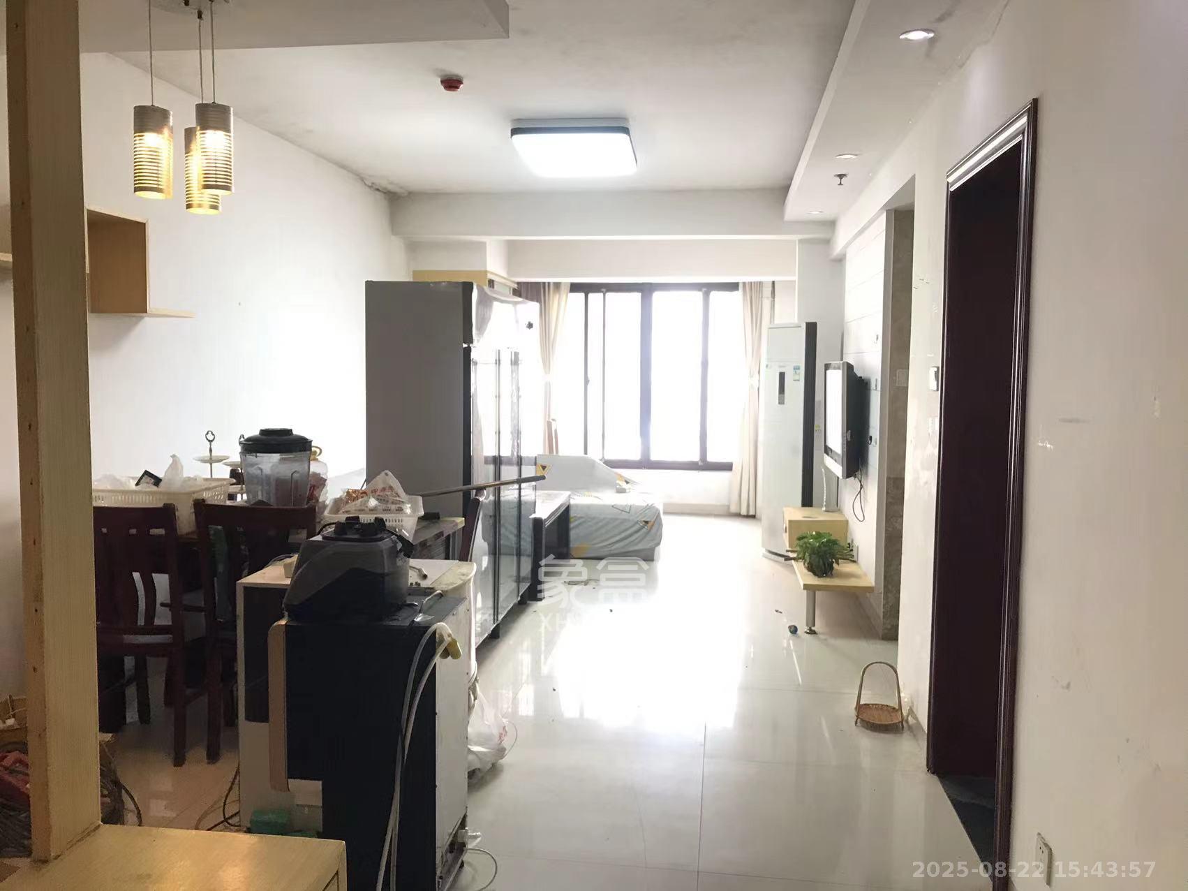 新长海广场  2室2厅1卫    1400.0元/月室内图