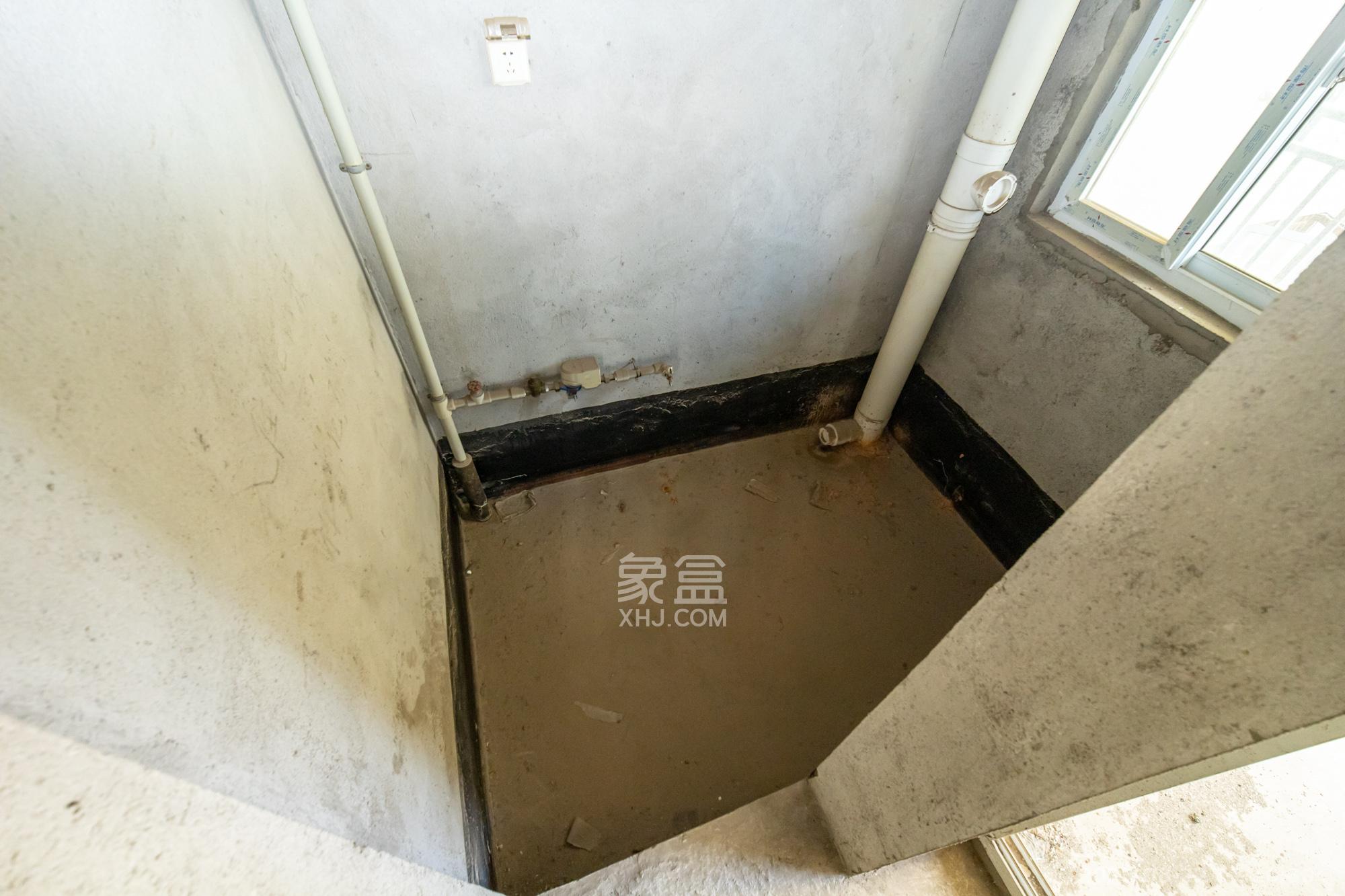 楚天世纪城东苑  2室2厅1卫   42.80万卫生间