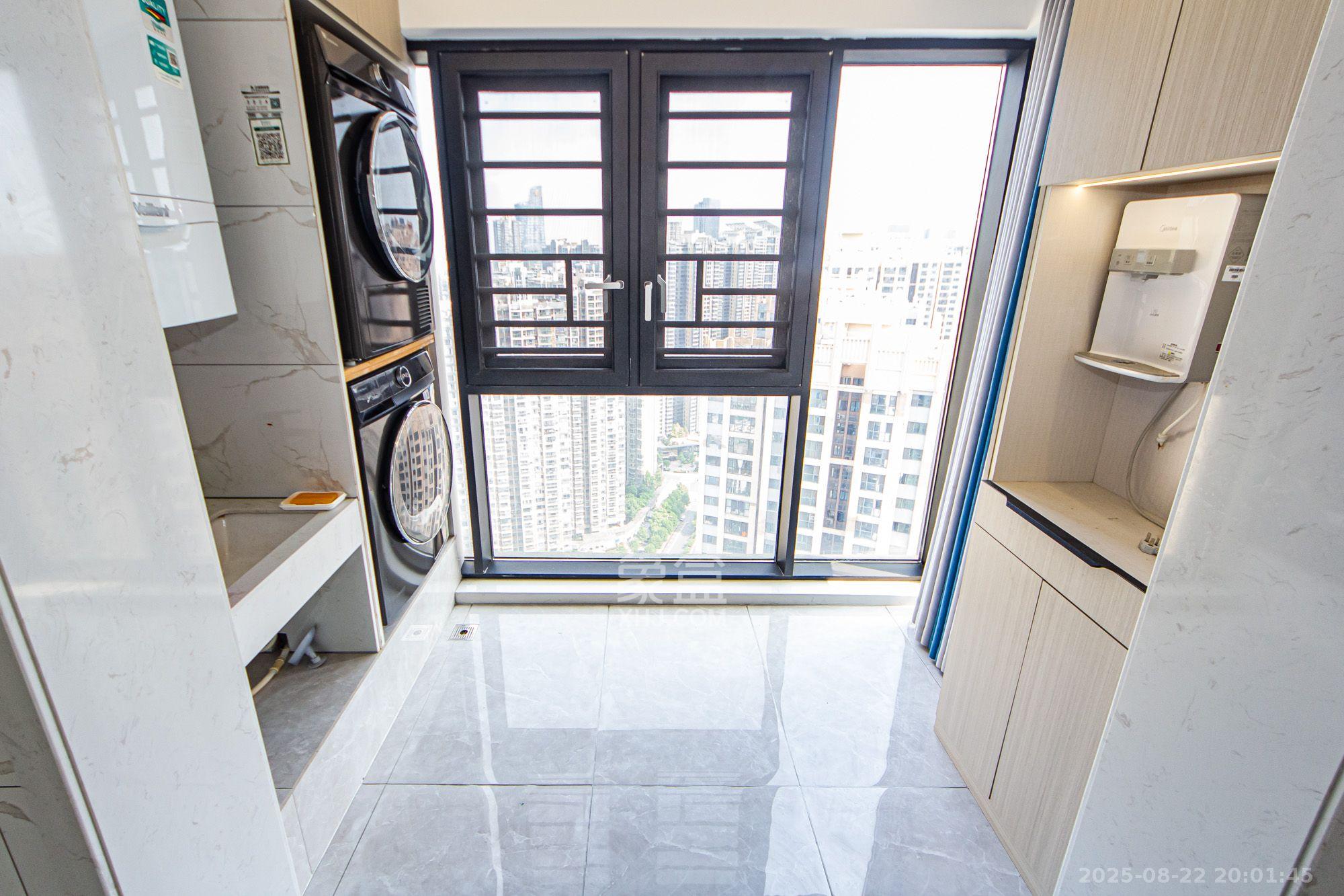 北辰三角洲E7区  3室2厅2卫    5500.0元/月室内图