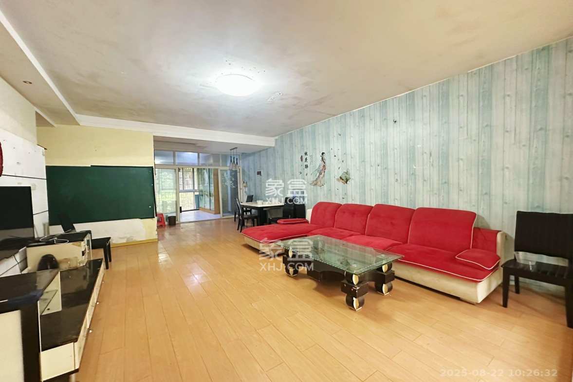 幸福洋房  4室2厅2卫    2200.0元/月 幸福洋房  4室2厅2卫    2200.0元/月室内图