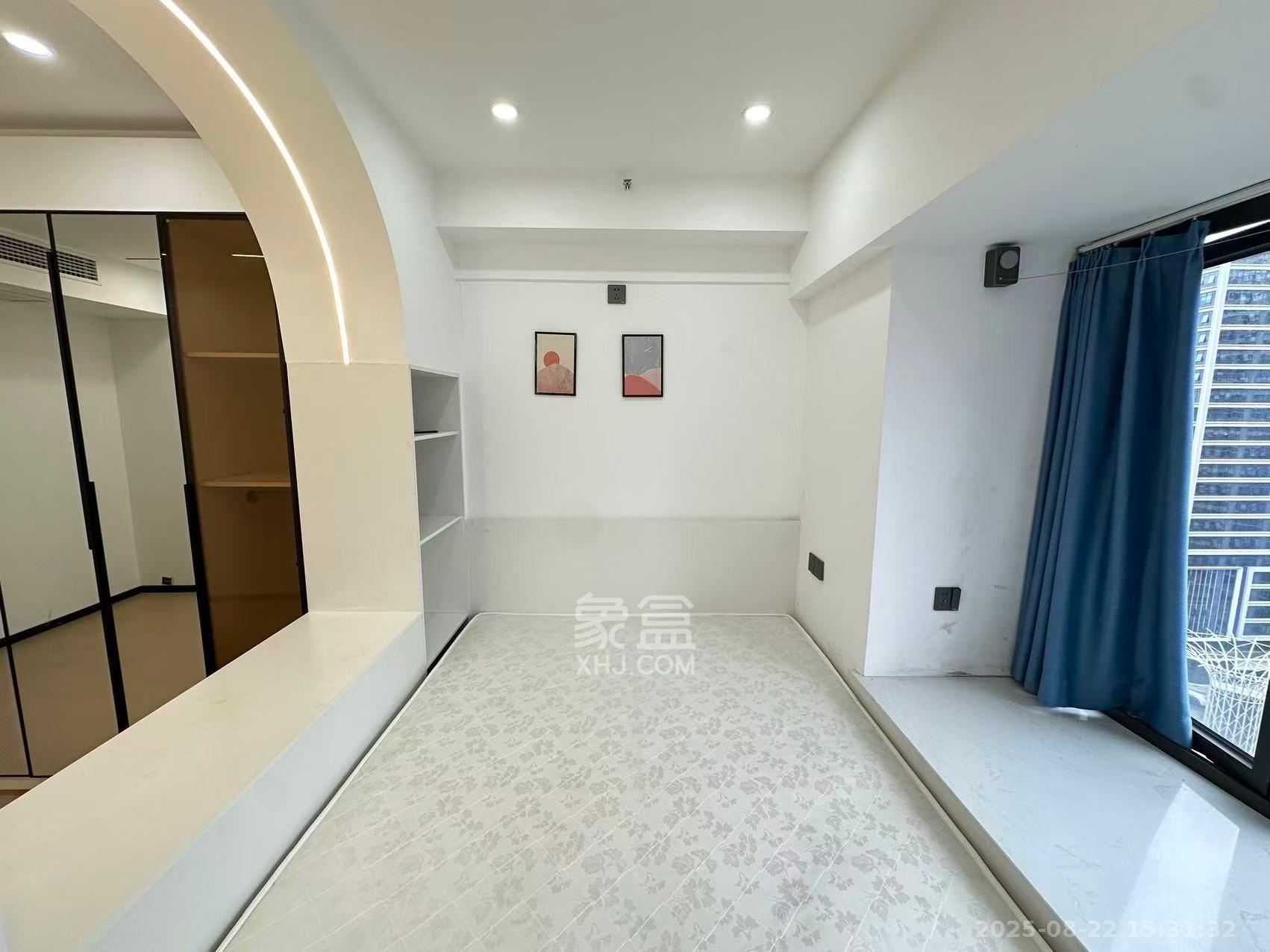 保利中环广场(保利中悦苑) 1室1厅1卫 1700.0元/月 保利中环广场(保利中悦苑) 1室1厅1卫 1700.0元/月室内图